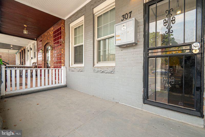 BALTIMORE EAST - SOUTH CLIFTON PARK HIST. DISTRICT - Residential Lease