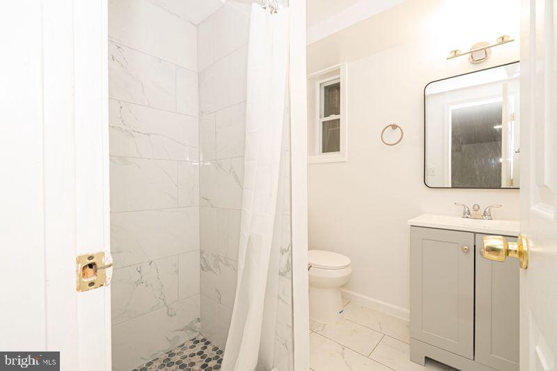 BALTIMORE EAST - SOUTH CLIFTON PARK HIST. DISTRICT - Residential Lease