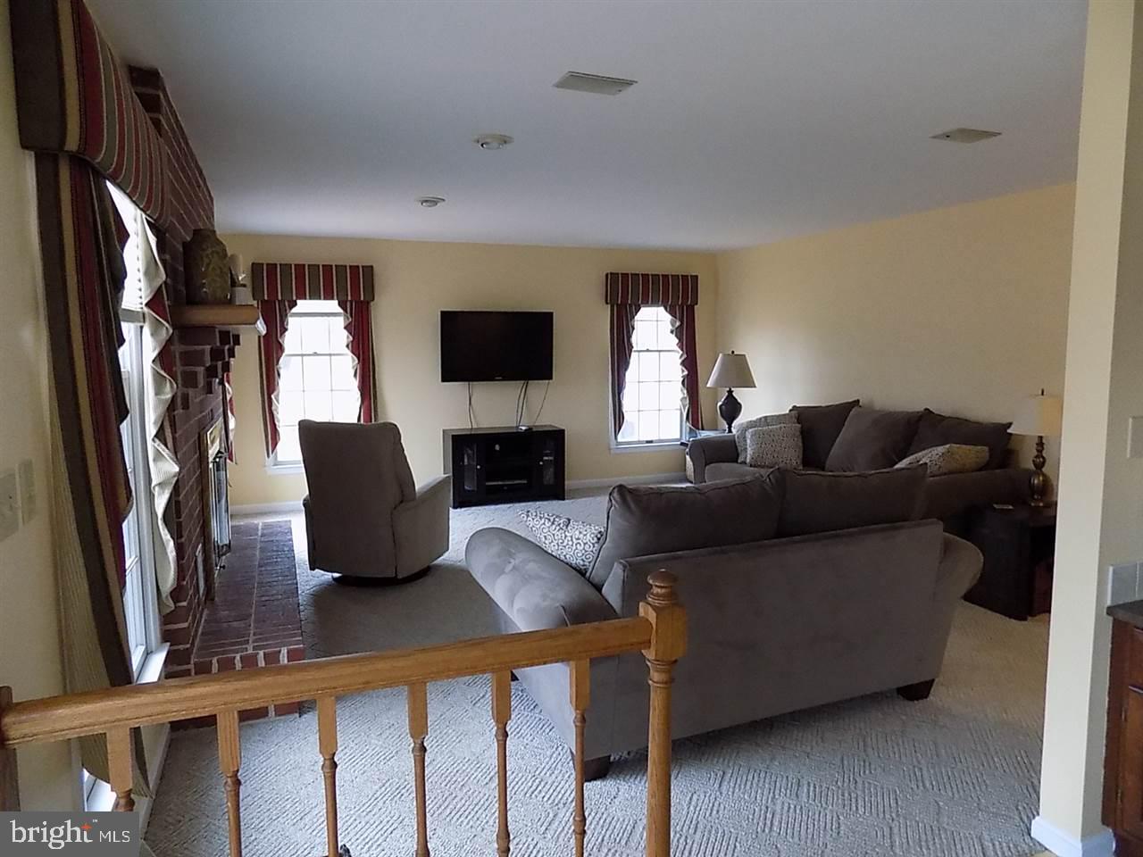 SPRINGWOOD GOLF COURSE - Residential