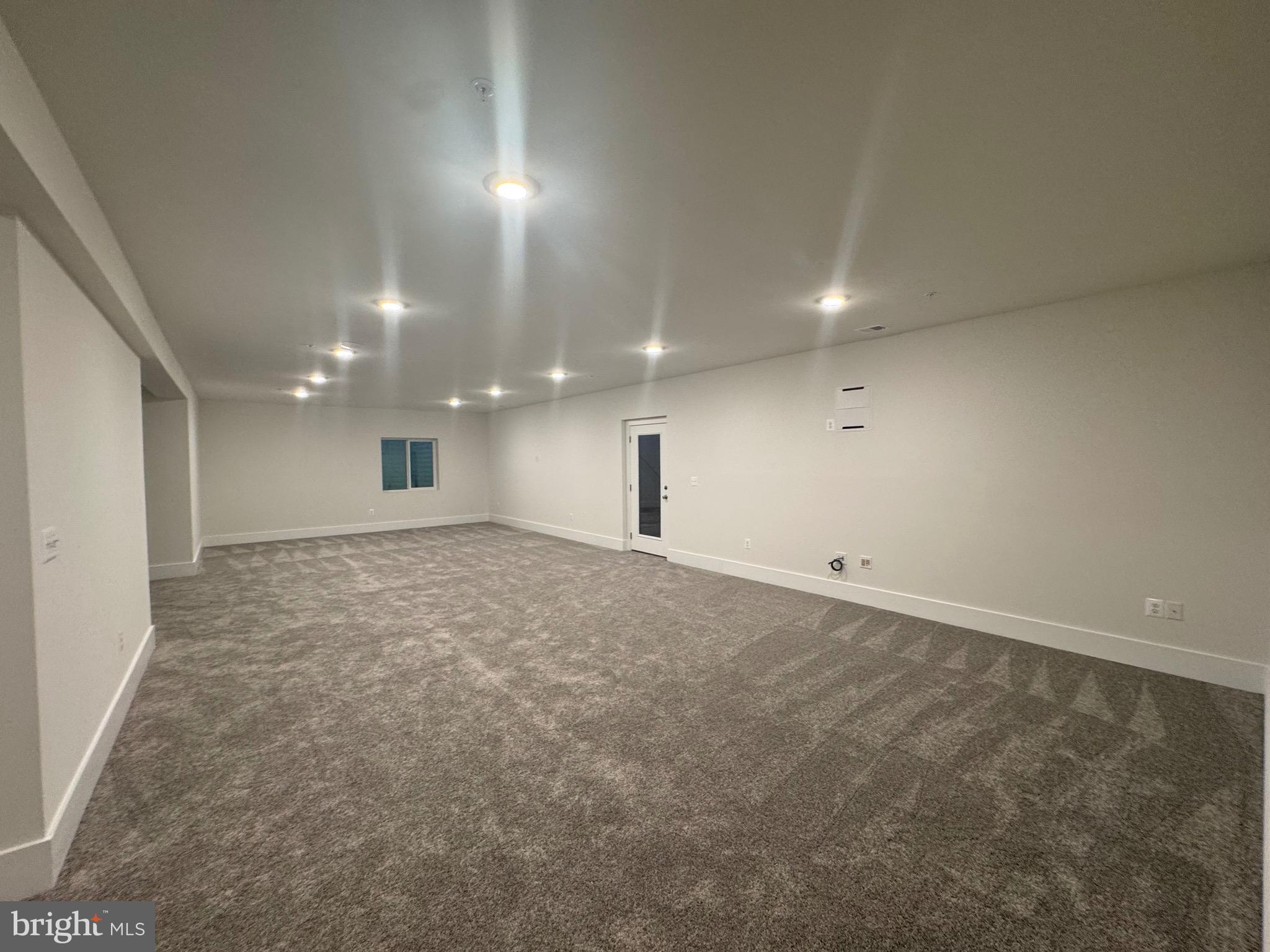 8580 SUNELL LANE