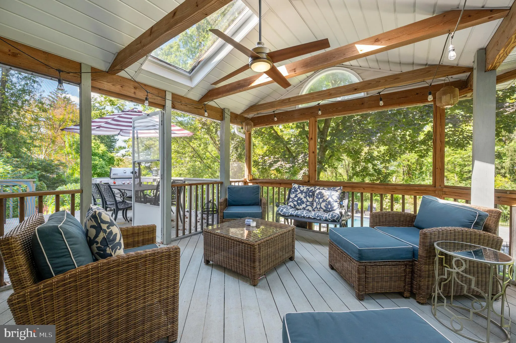 Exton, Pennsylvania 19341, United States, 5 Bedrooms Bedrooms, ,4 BathroomsBathrooms,Residential,Contingent,215571