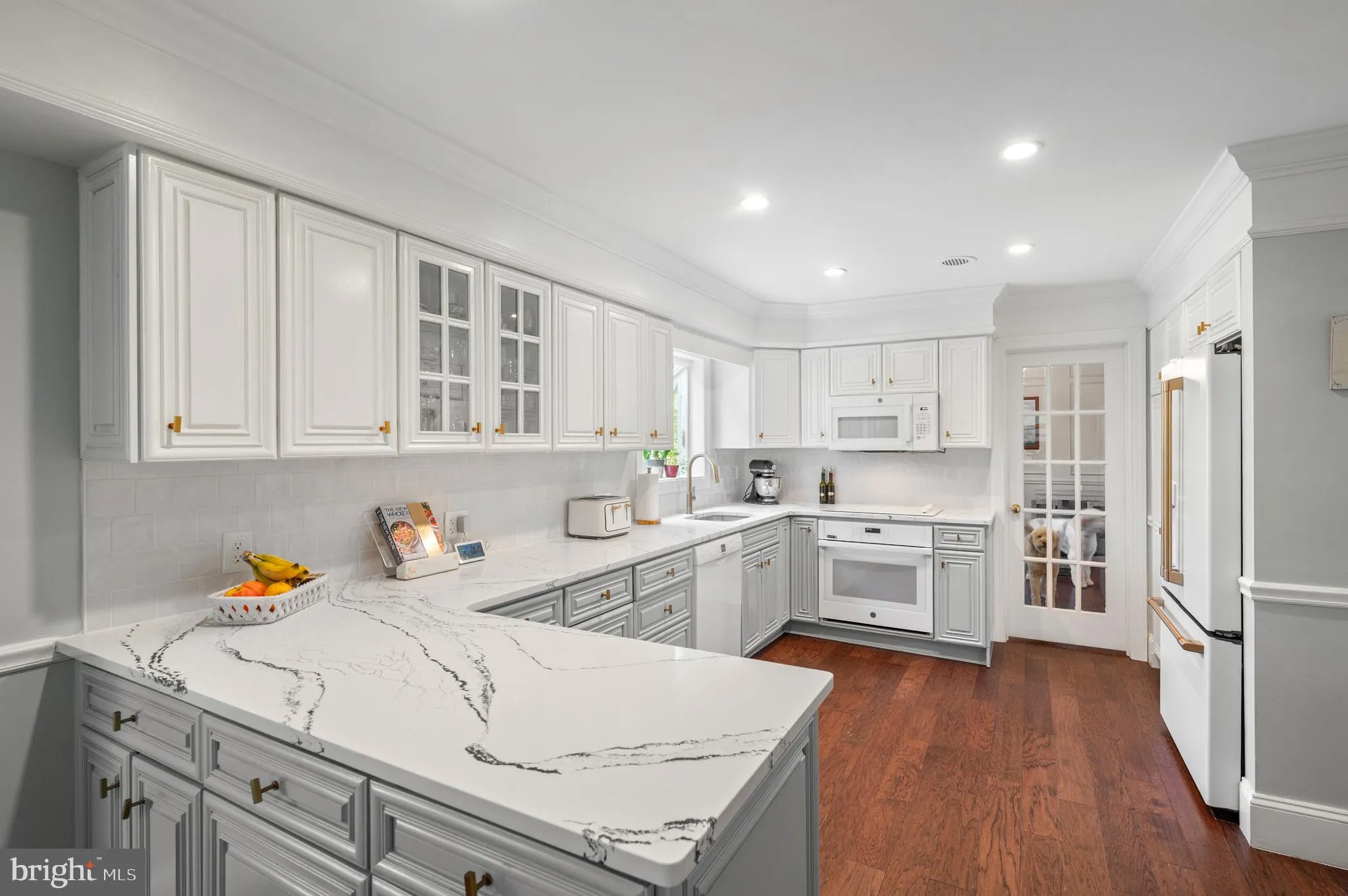 Exton, Pennsylvania 19341, United States, 5 Bedrooms Bedrooms, ,4 BathroomsBathrooms,Residential,Contingent,215571