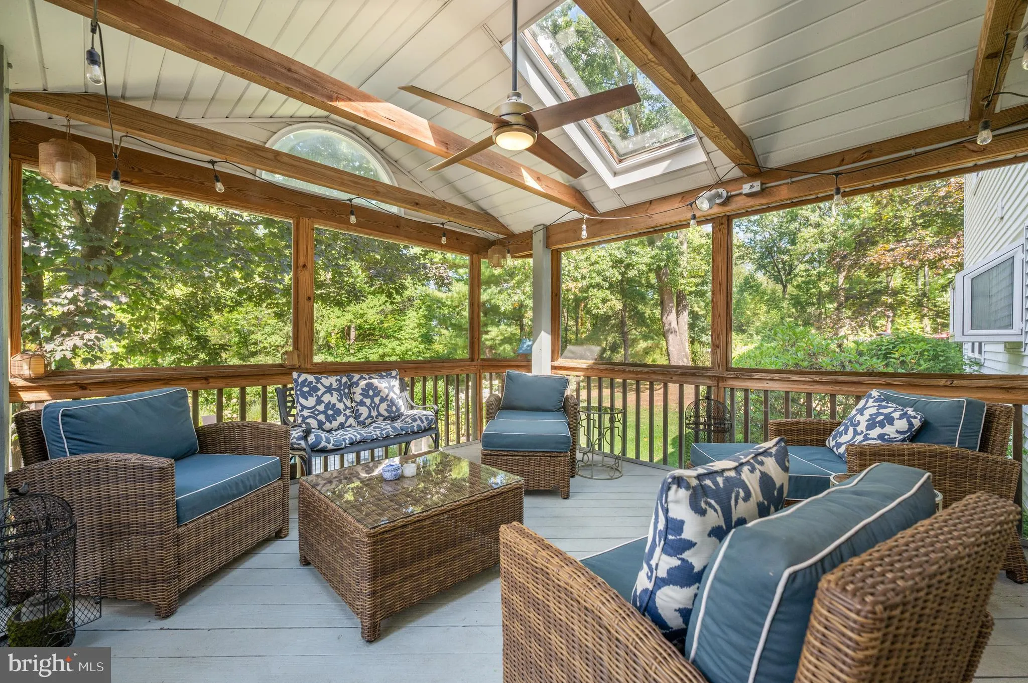 Exton, Pennsylvania 19341, United States, 5 Bedrooms Bedrooms, ,4 BathroomsBathrooms,Residential,Contingent,215571