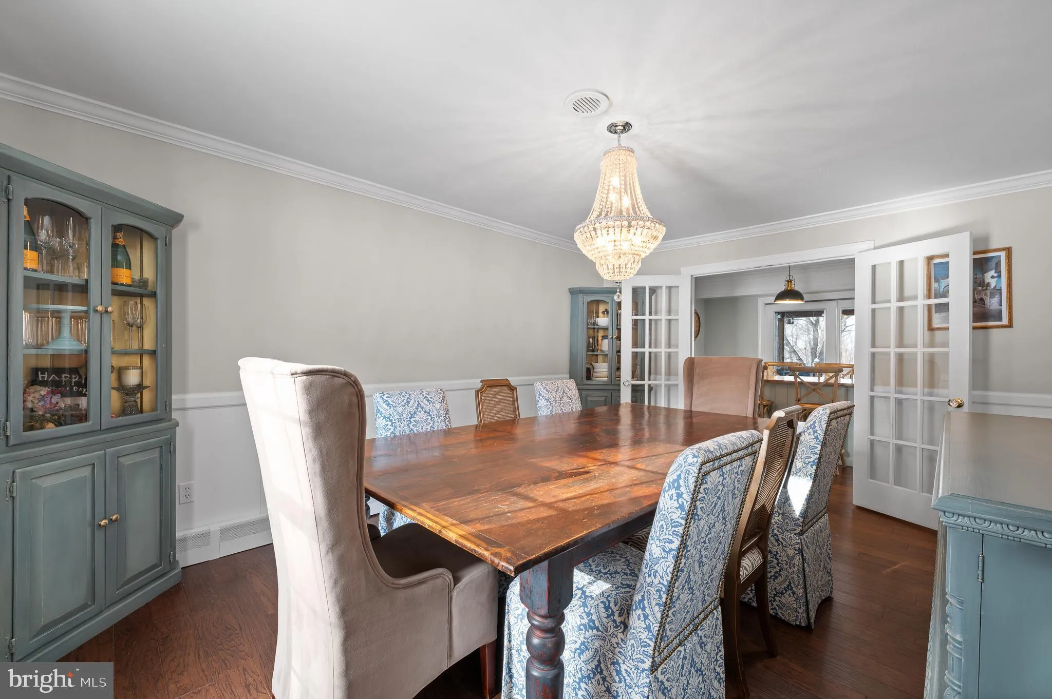 Exton, Pennsylvania 19341, United States, 5 Bedrooms Bedrooms, ,4 BathroomsBathrooms,Residential,Contingent,215571