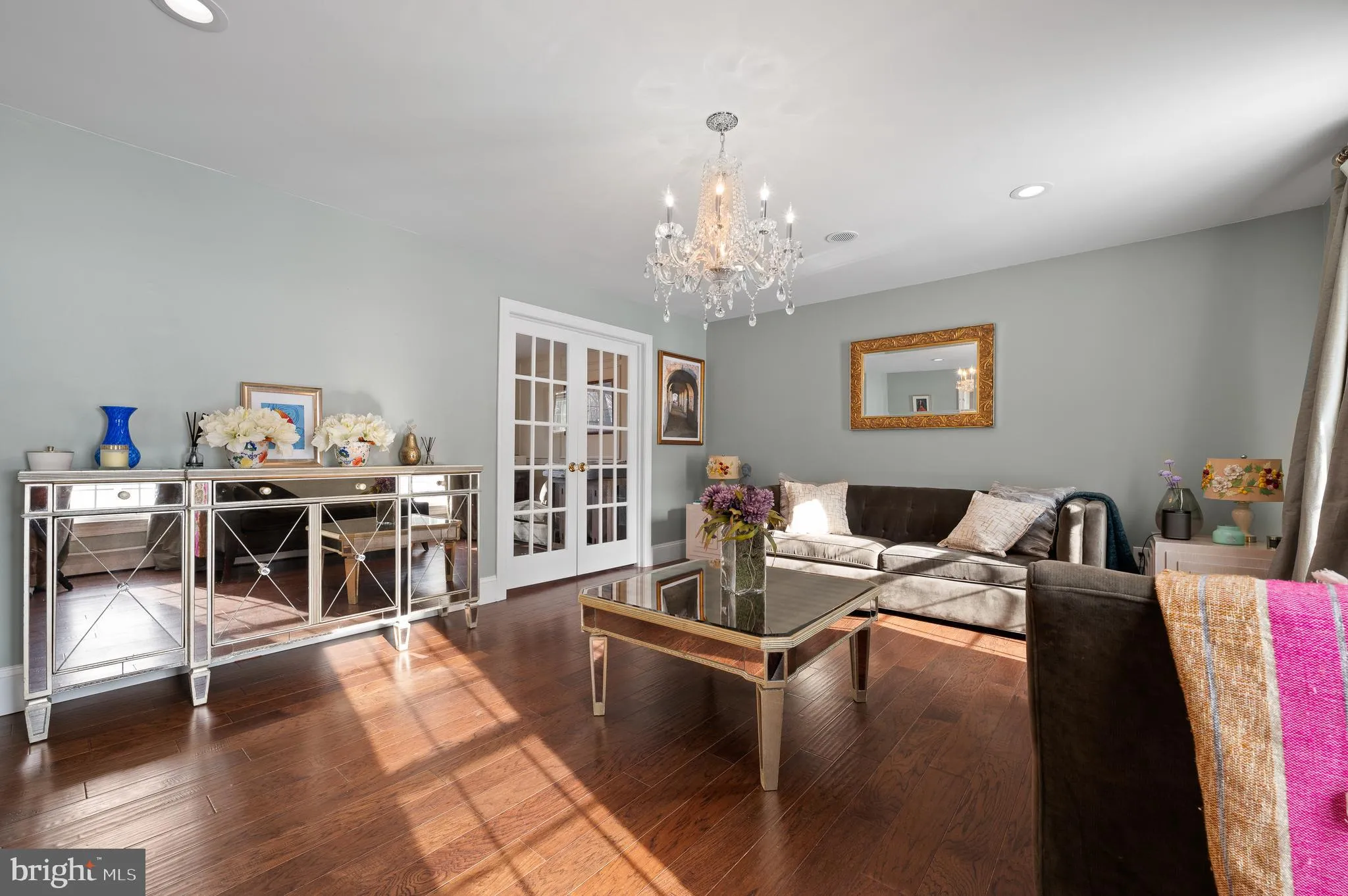 Exton, Pennsylvania 19341, United States, 5 Bedrooms Bedrooms, ,4 BathroomsBathrooms,Residential,Contingent,215571