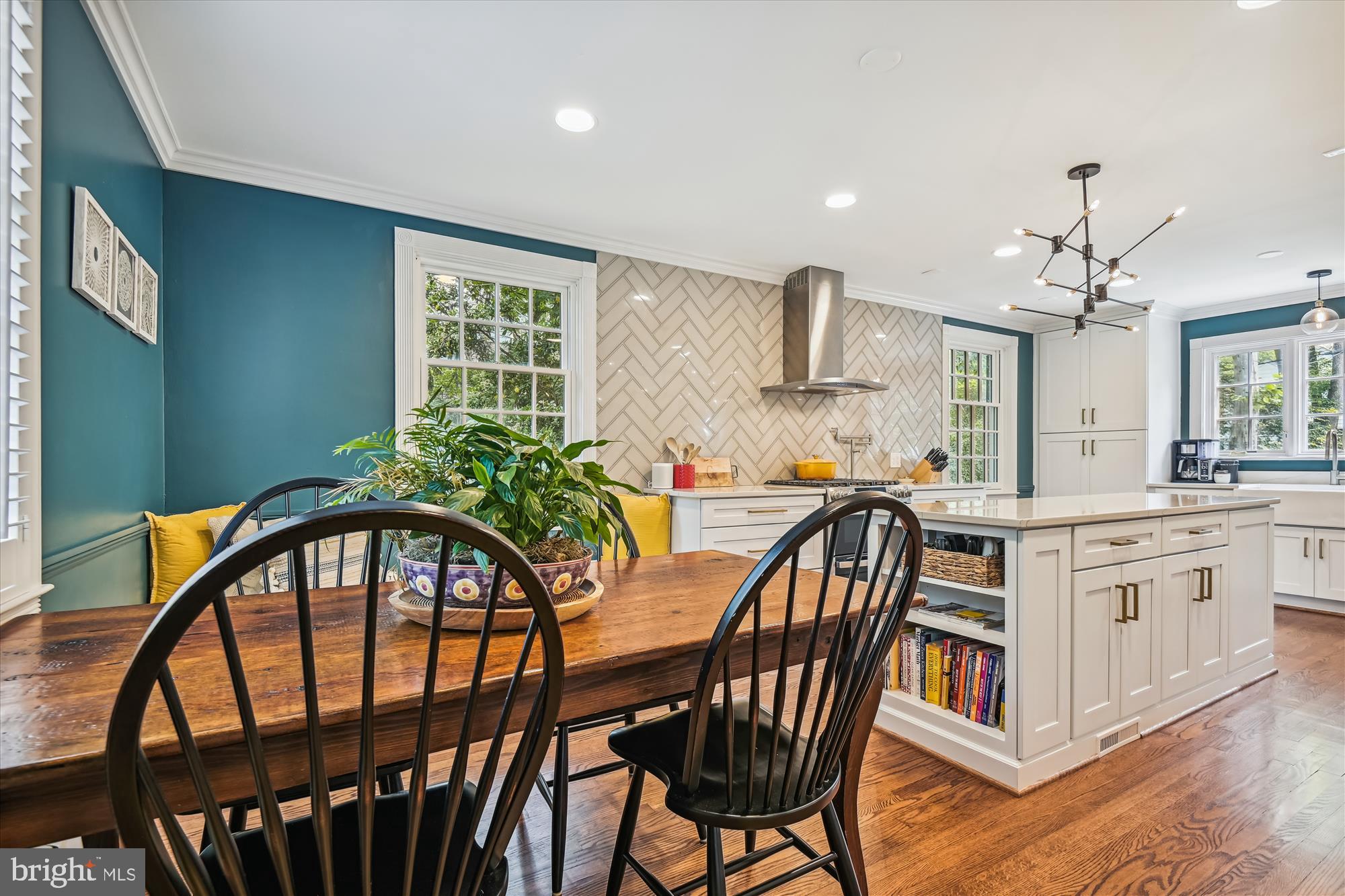 HOMELAND HISTORIC DISTRICT - Residential