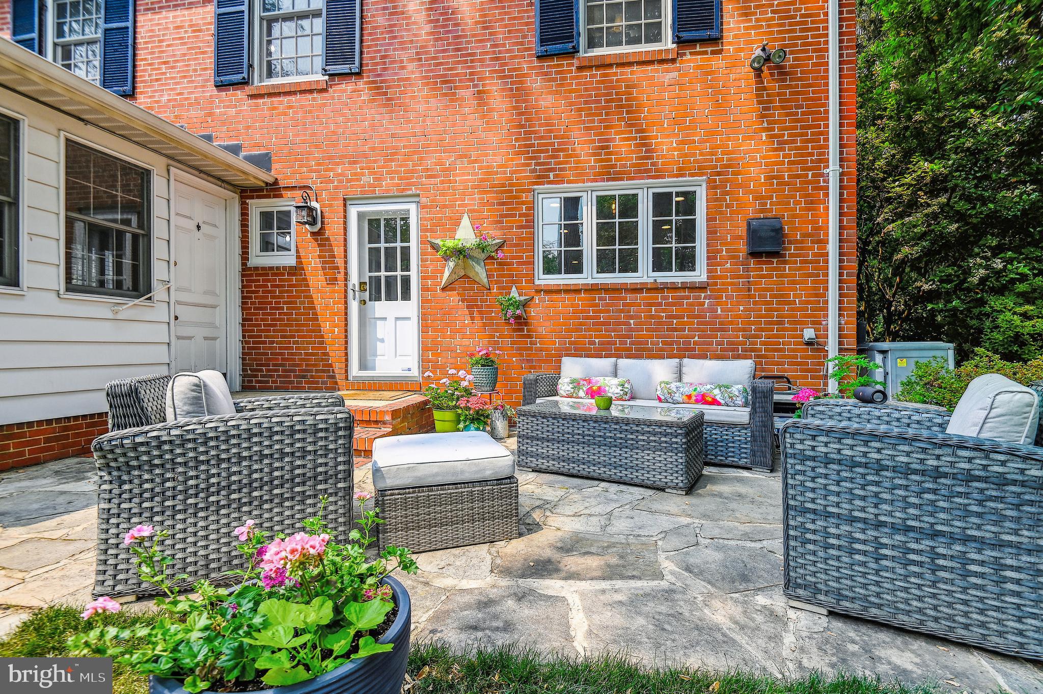 HOMELAND HISTORIC DISTRICT - Residential