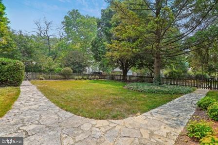 HOMELAND HISTORIC DISTRICT - Residential