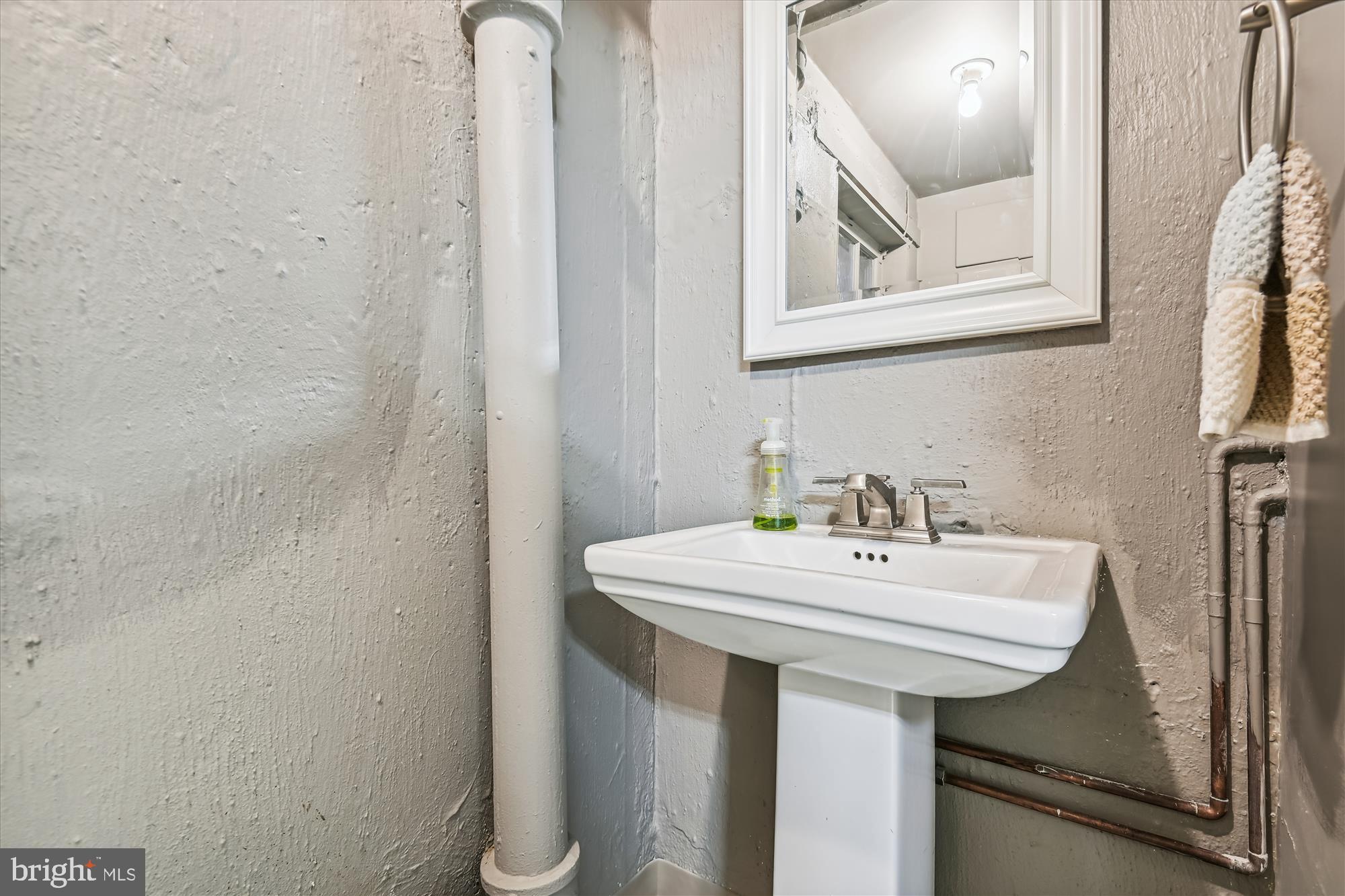 HOMELAND HISTORIC DISTRICT - Residential