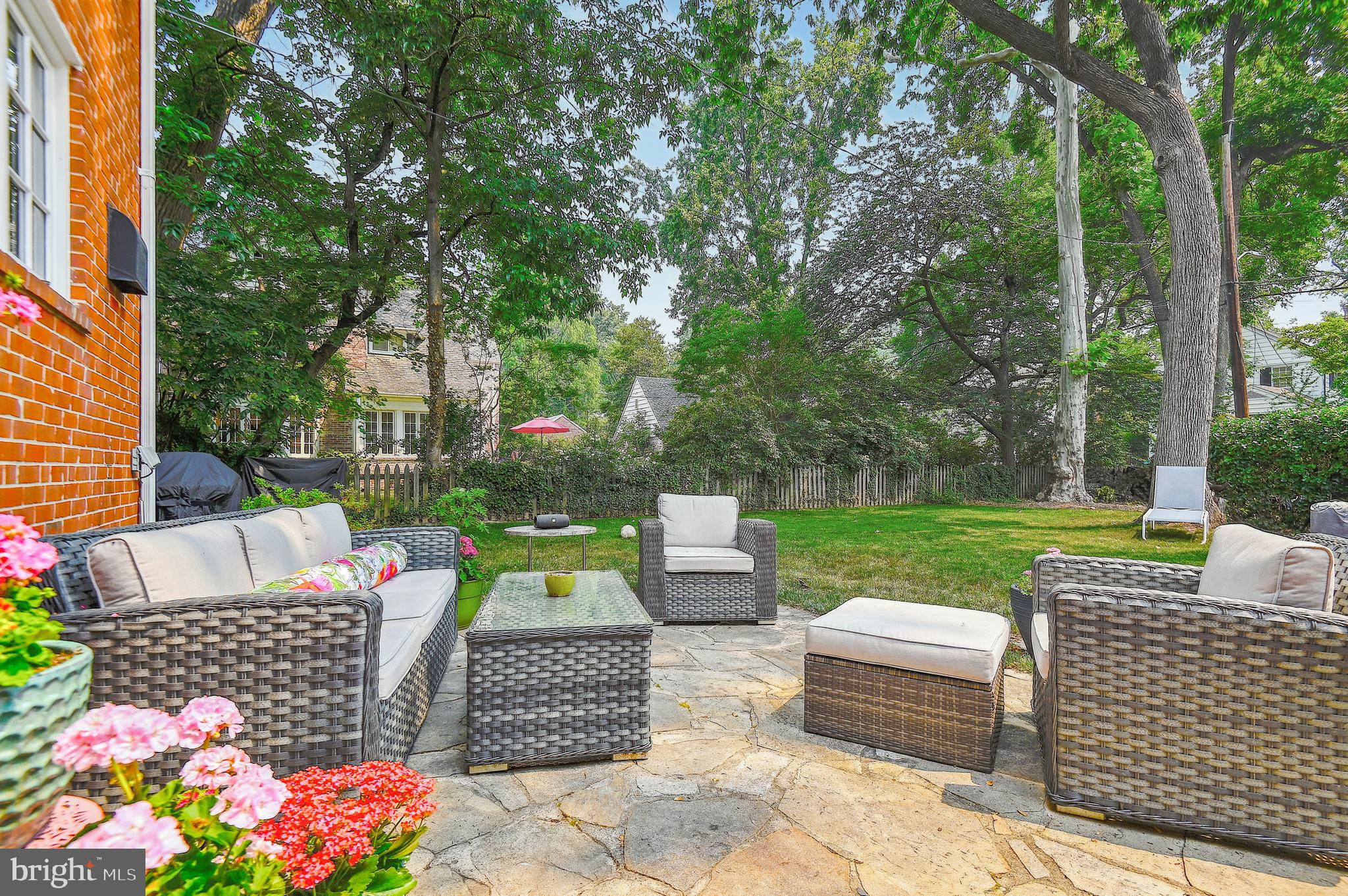 HOMELAND HISTORIC DISTRICT - Residential