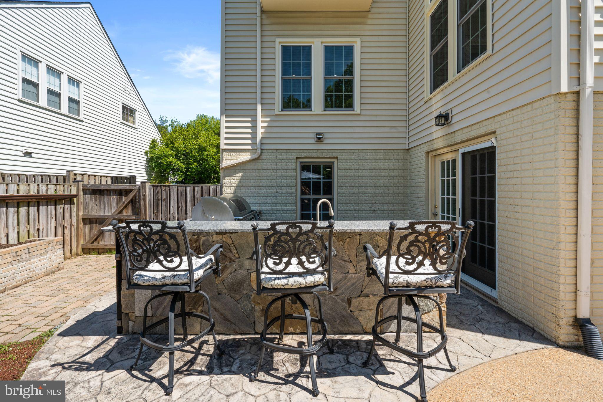 MEADOWBROOK WOODS - Residential