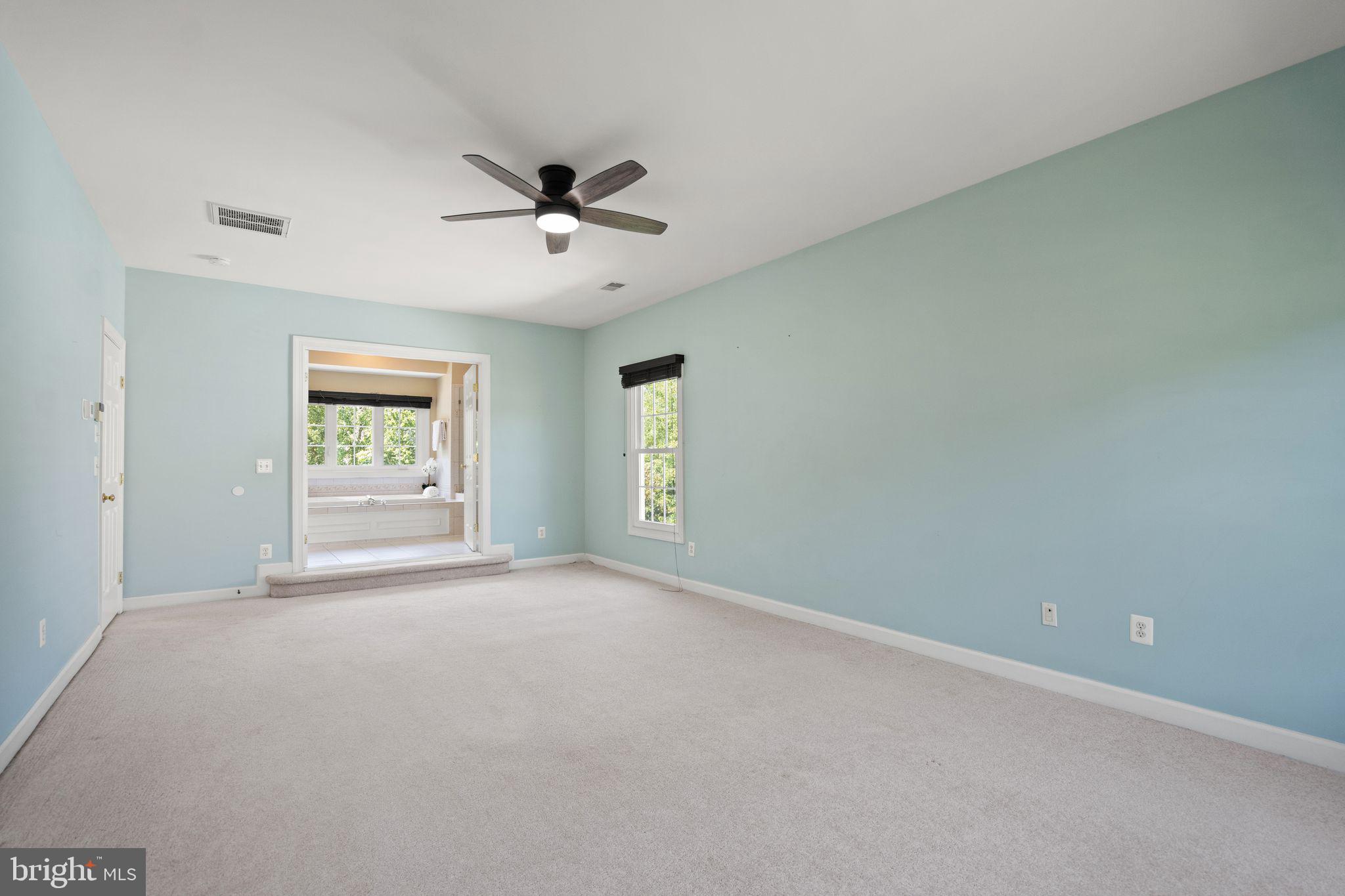 MEADOWBROOK WOODS - Residential