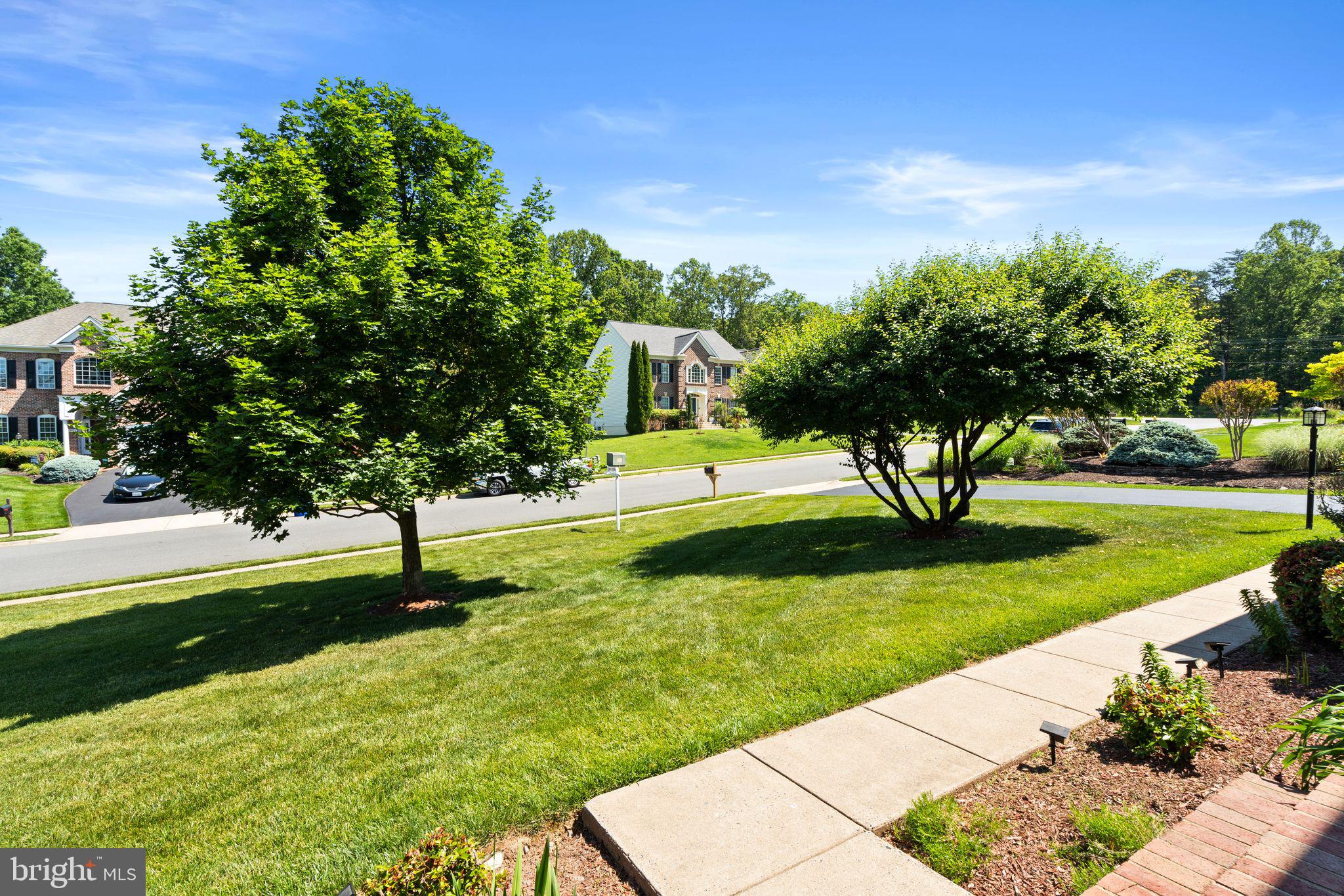MEADOWBROOK WOODS - Residential