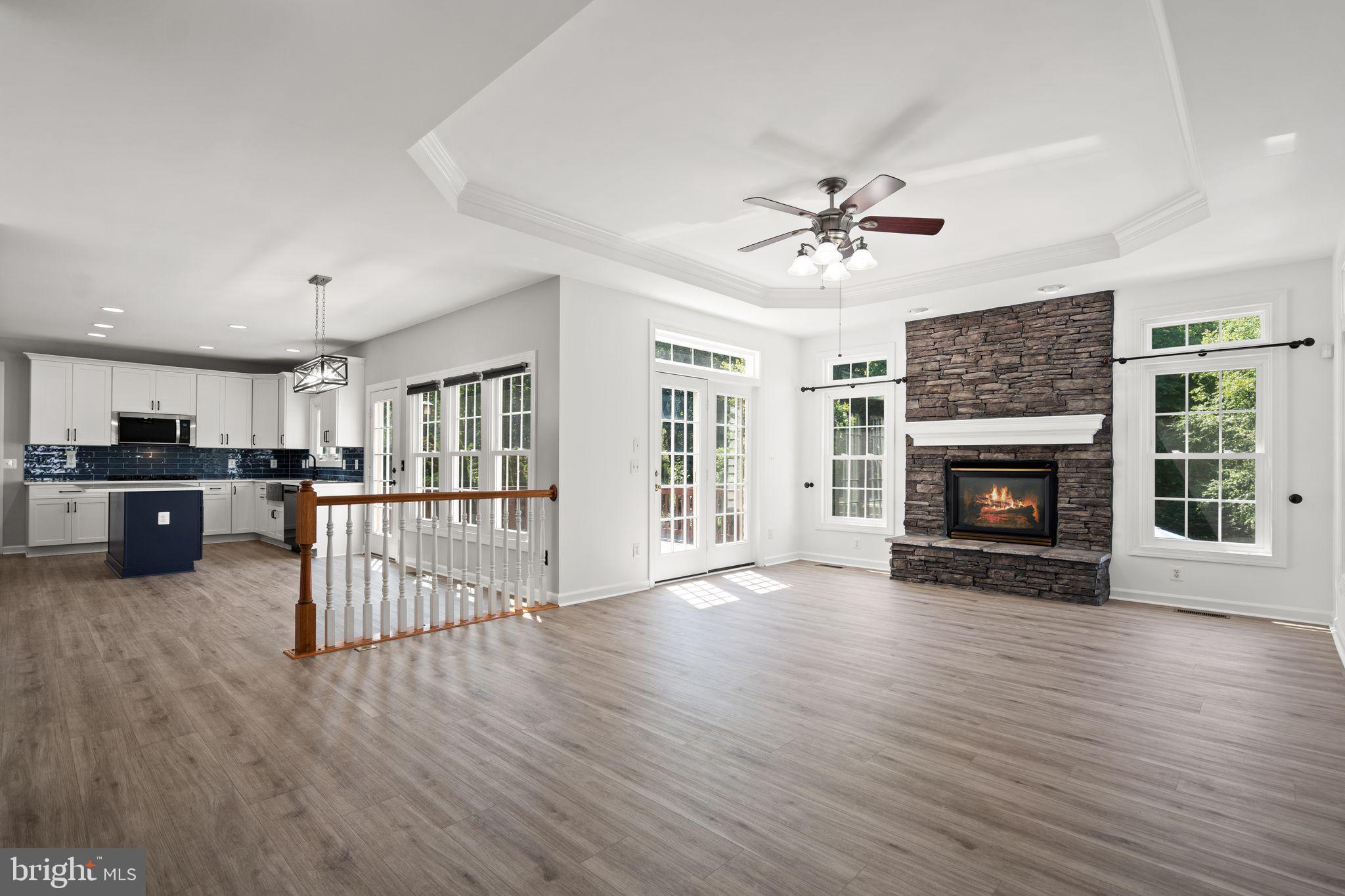 MEADOWBROOK WOODS - Residential
