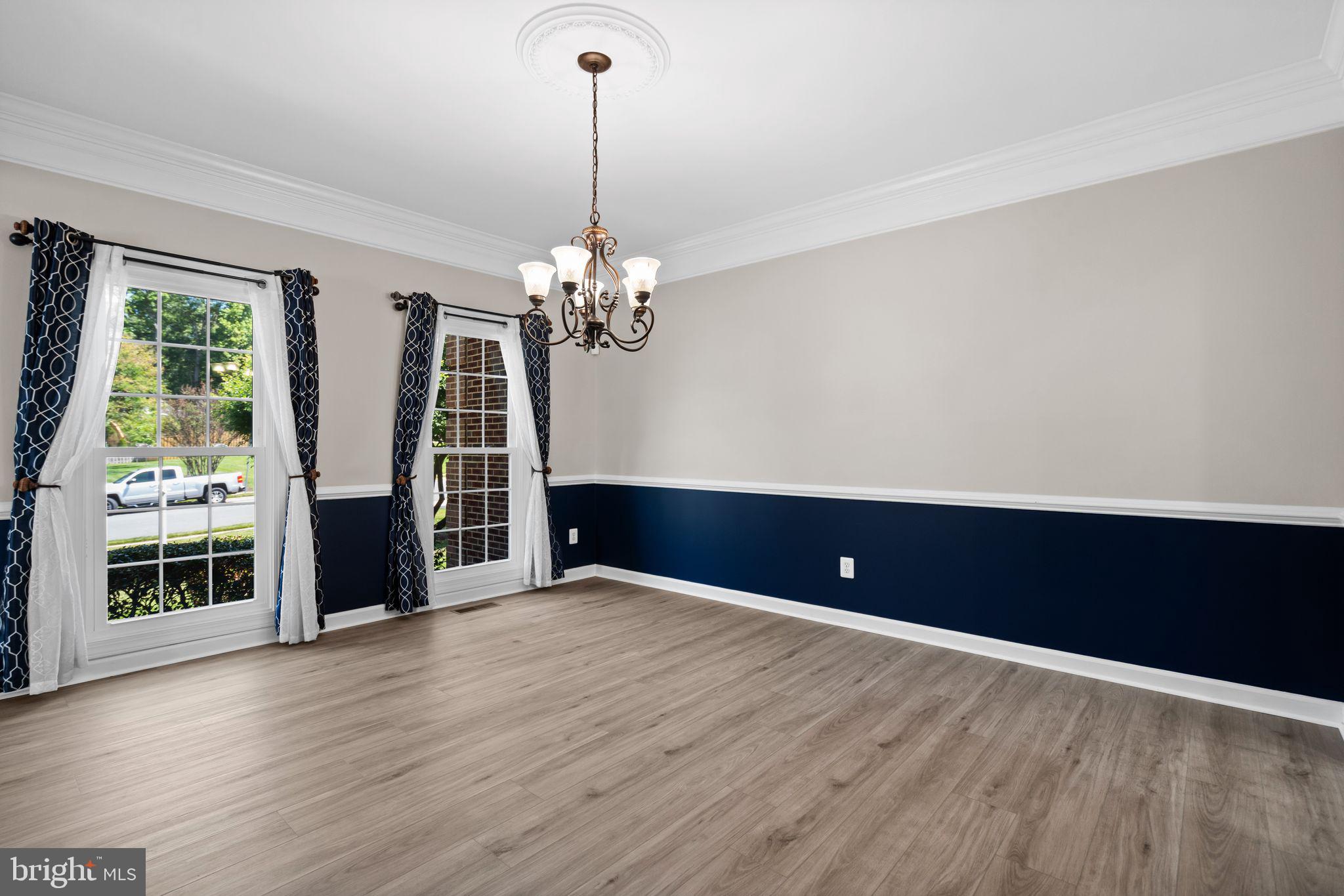 MEADOWBROOK WOODS - Residential