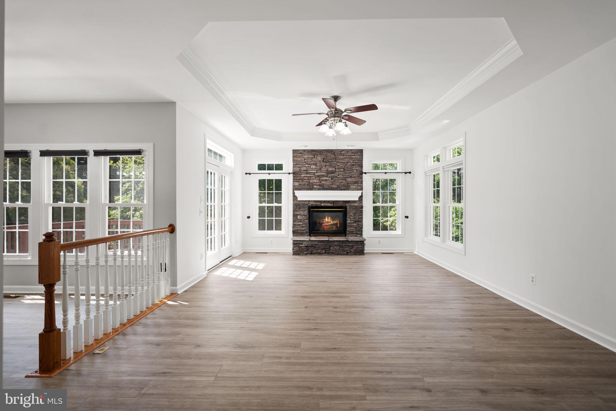 MEADOWBROOK WOODS - Residential