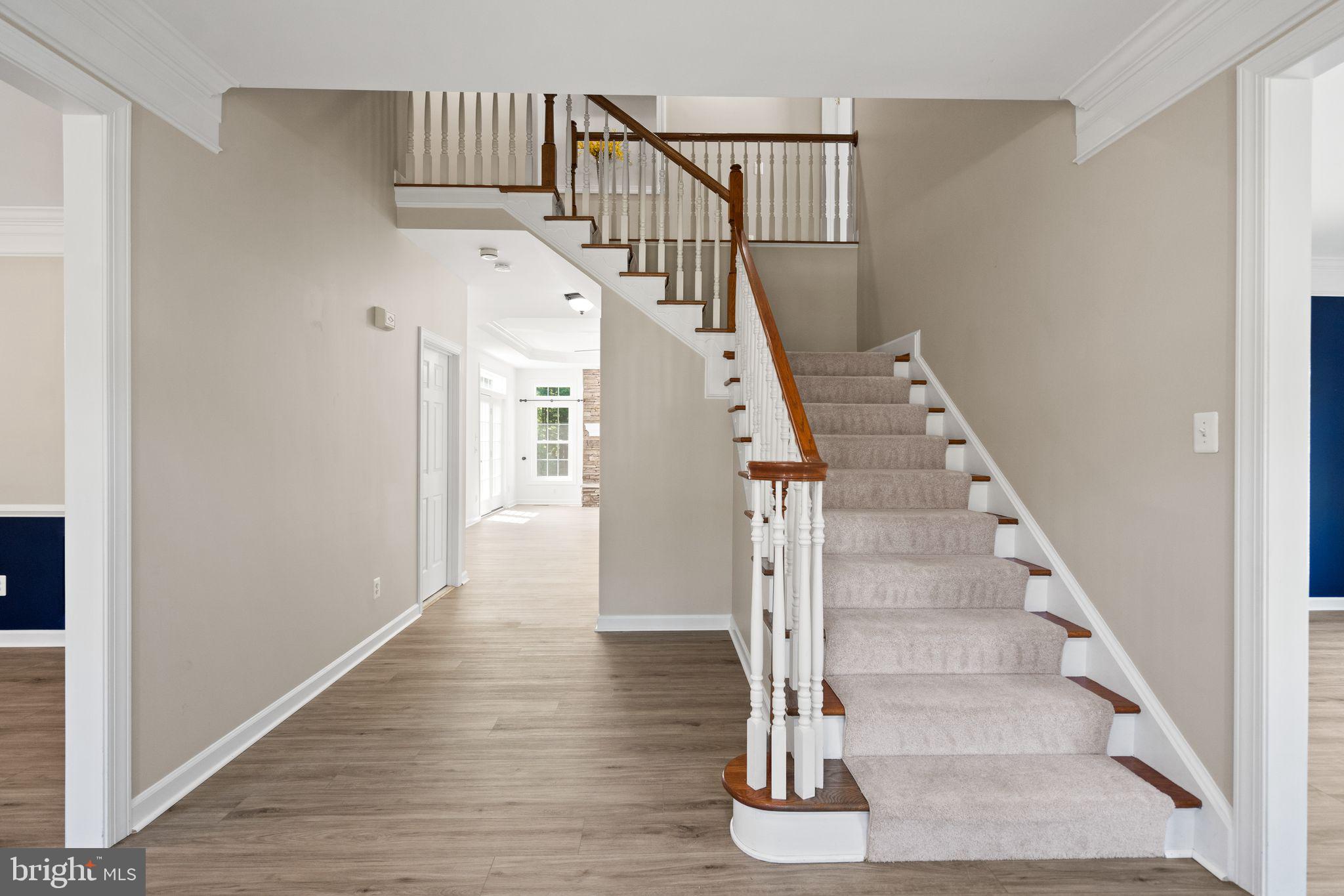 MEADOWBROOK WOODS - Residential