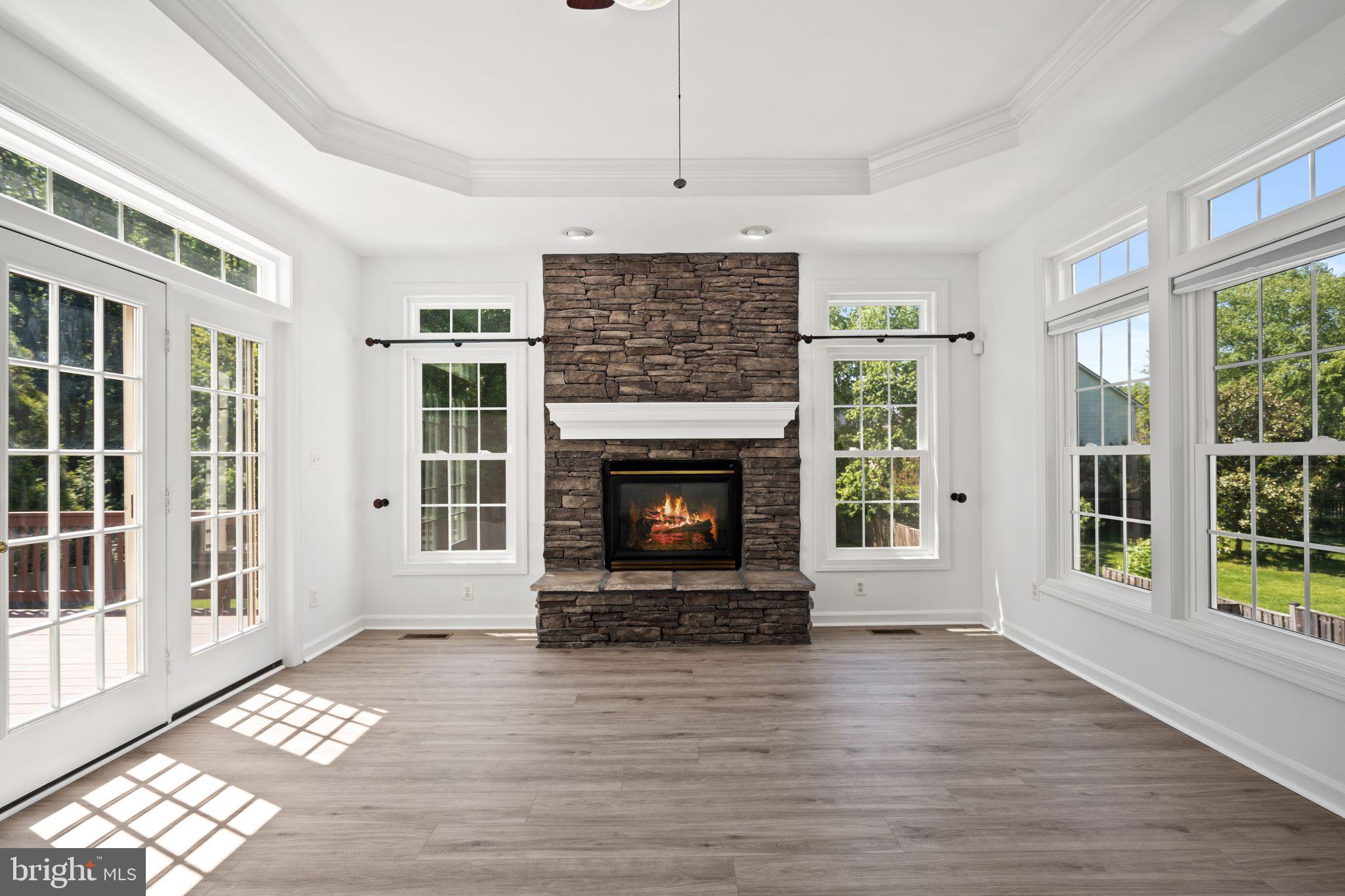 MEADOWBROOK WOODS - Residential