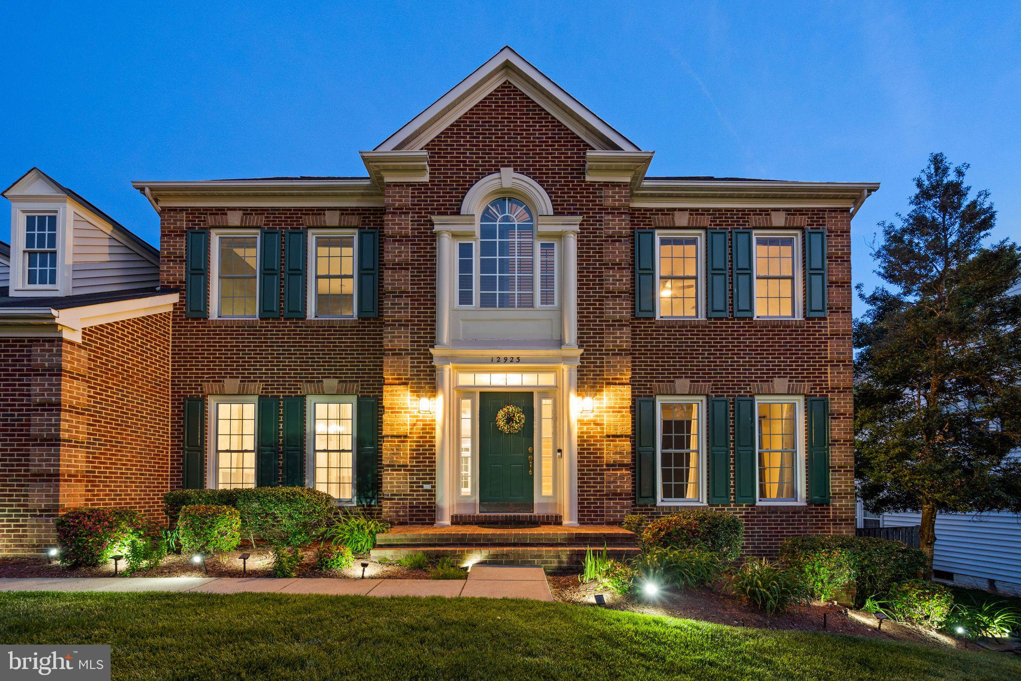 MEADOWBROOK WOODS - Residential