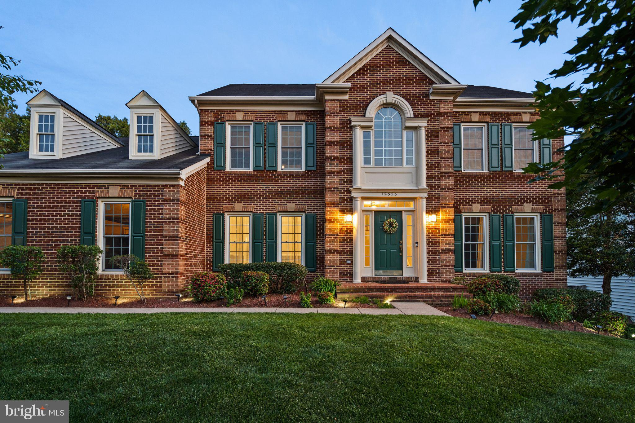 MEADOWBROOK WOODS - Residential