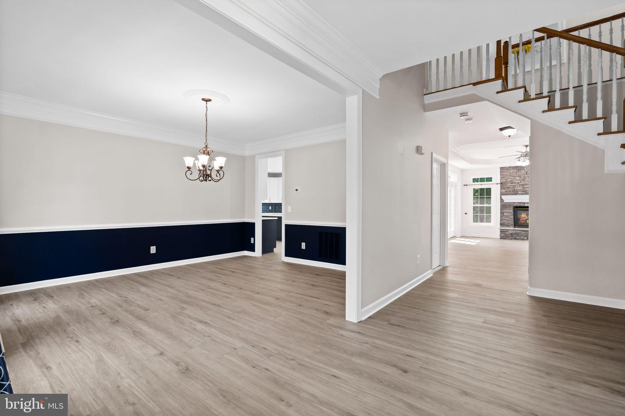 MEADOWBROOK WOODS - Residential
