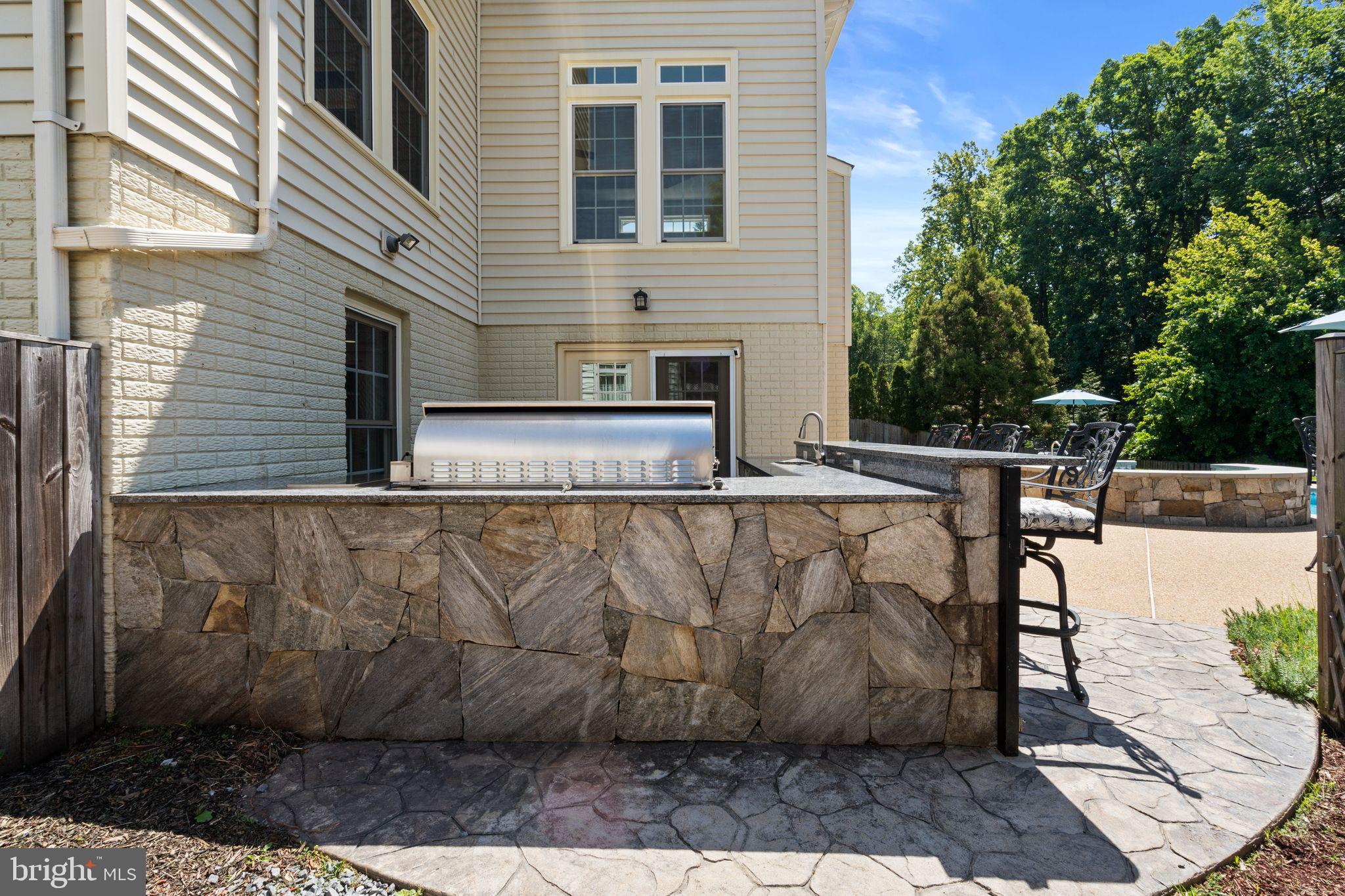 MEADOWBROOK WOODS - Residential
