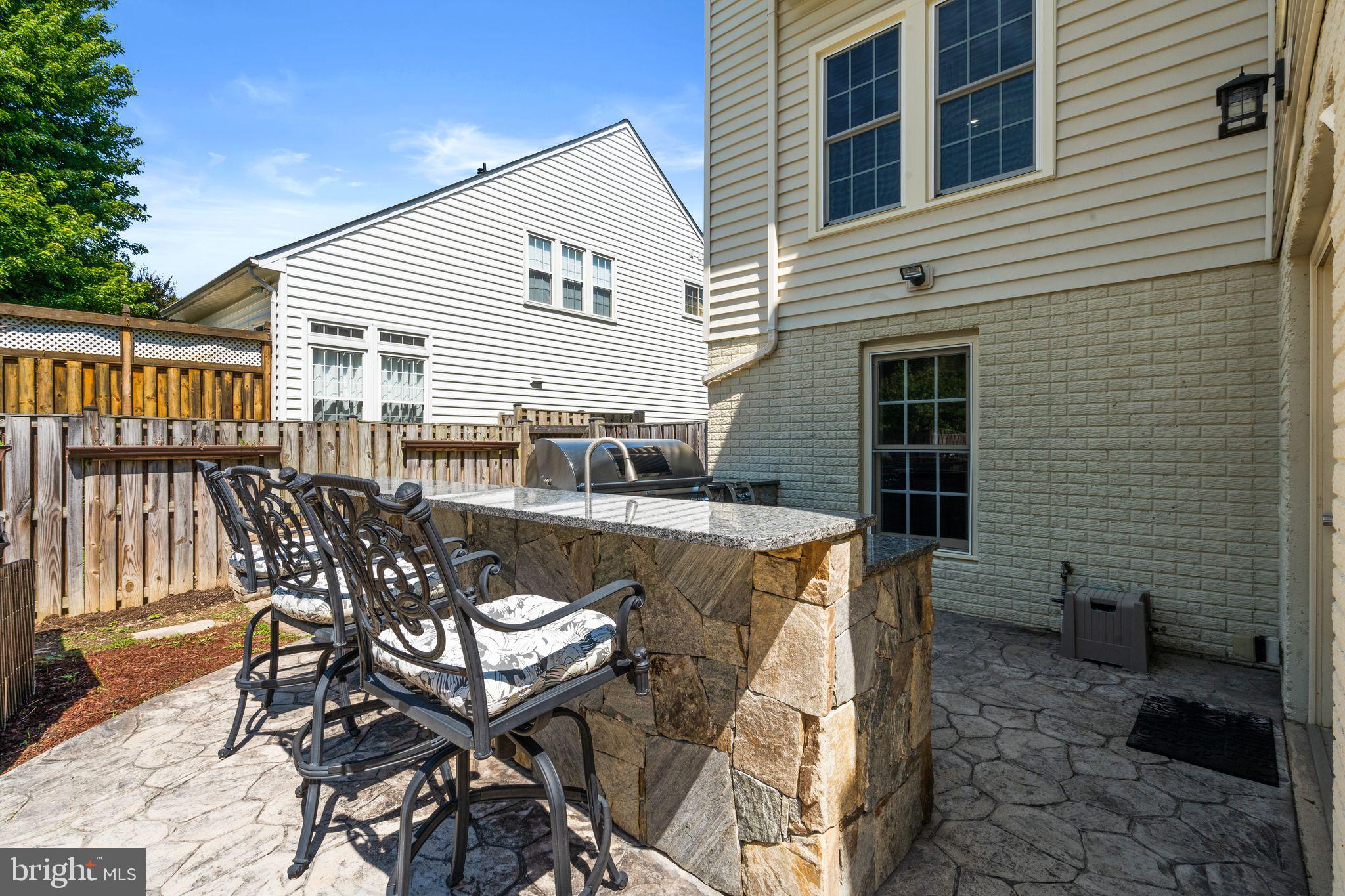 MEADOWBROOK WOODS - Residential