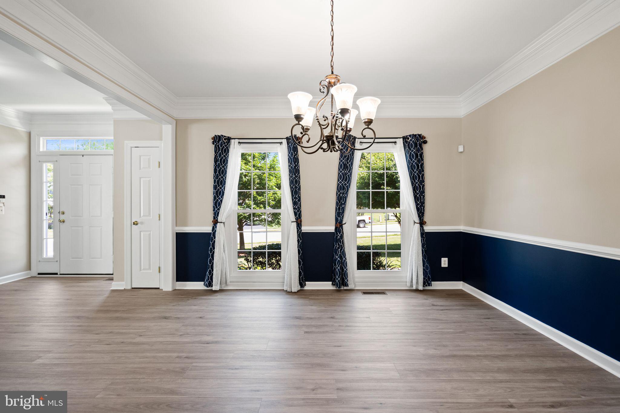 MEADOWBROOK WOODS - Residential