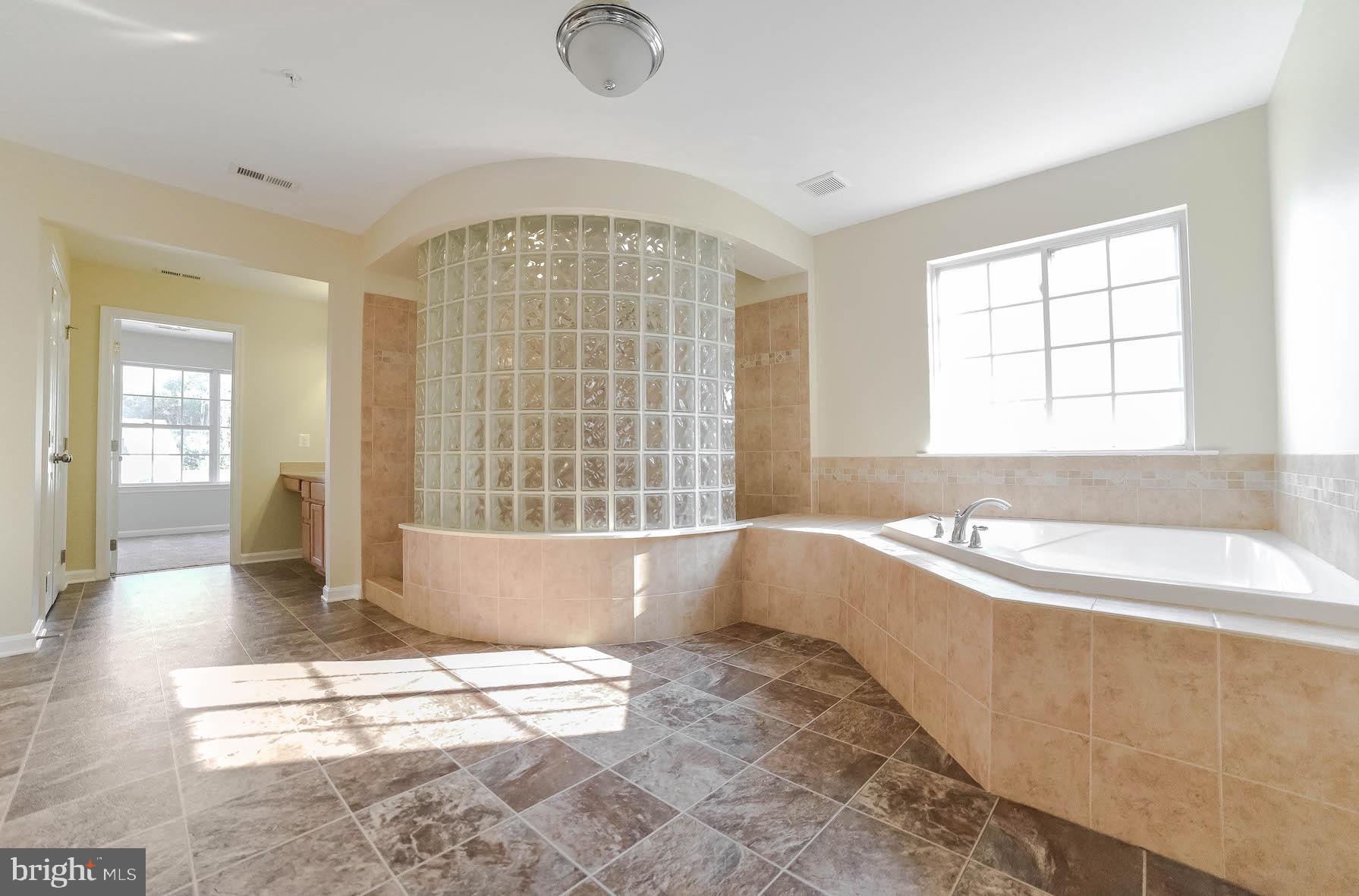 ELIZABETH HILLS PHASE 1 - Residential