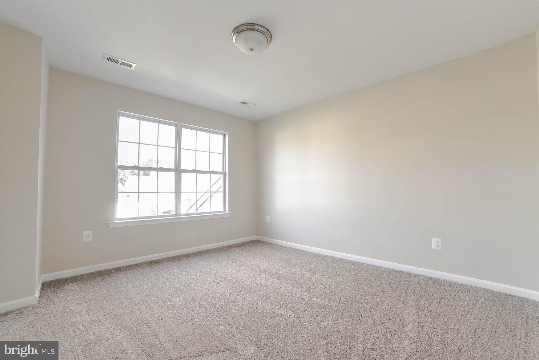 ELIZABETH HILLS PHASE 1 - Residential