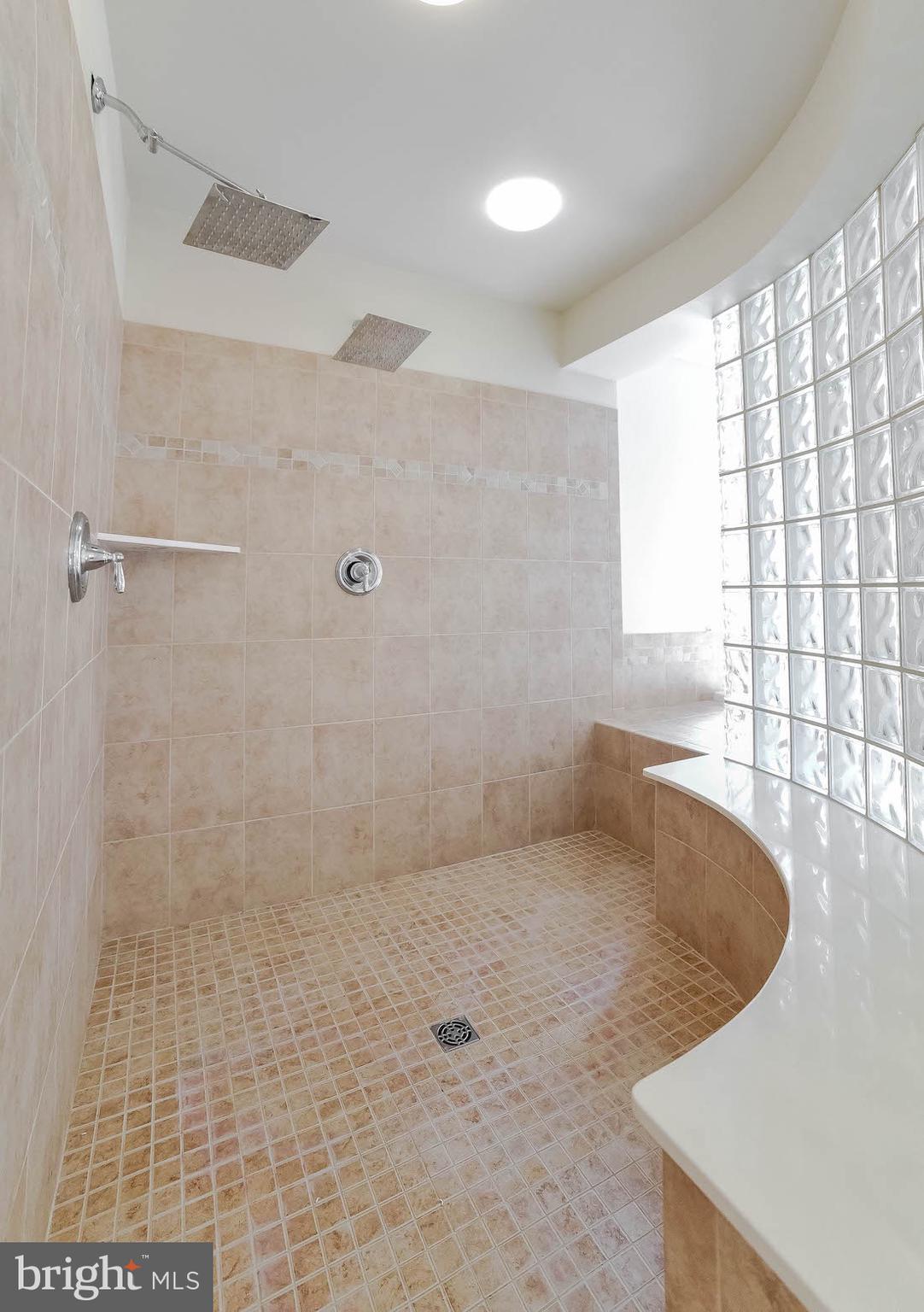 ELIZABETH HILLS PHASE 1 - Residential