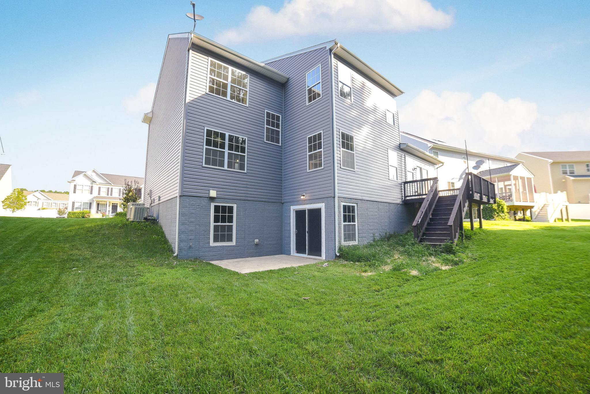 ELIZABETH HILLS PHASE 1 - Residential