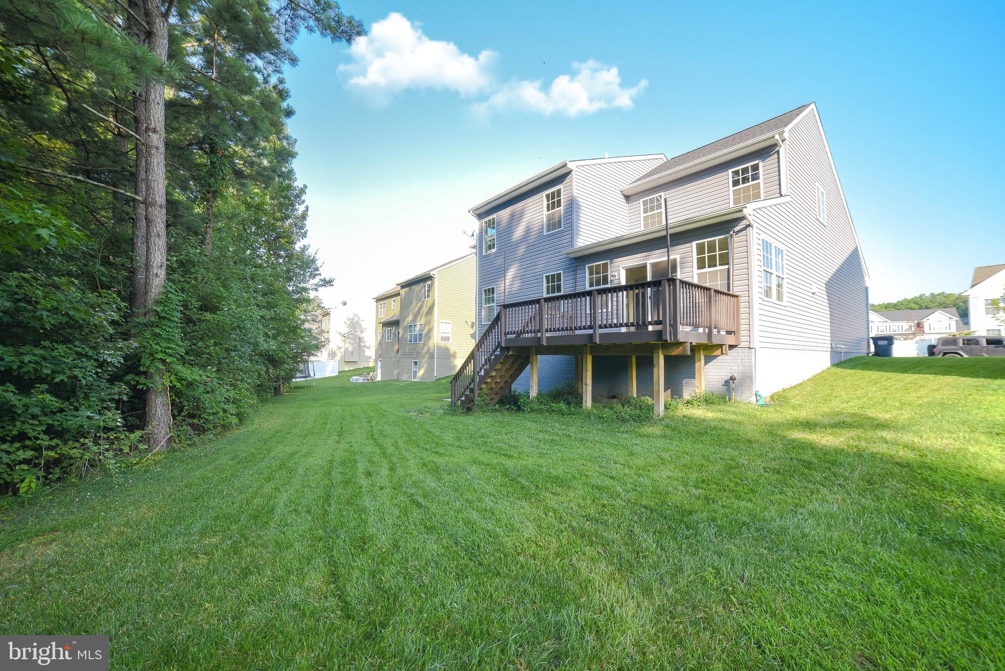 ELIZABETH HILLS PHASE 1 - Residential