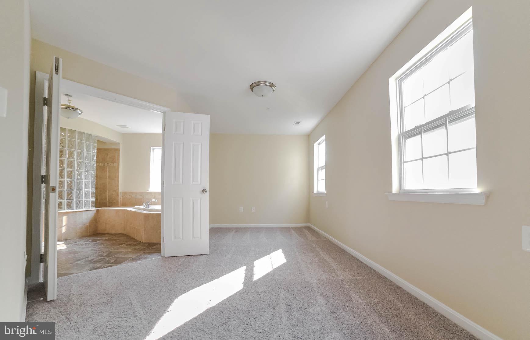 ELIZABETH HILLS PHASE 1 - Residential