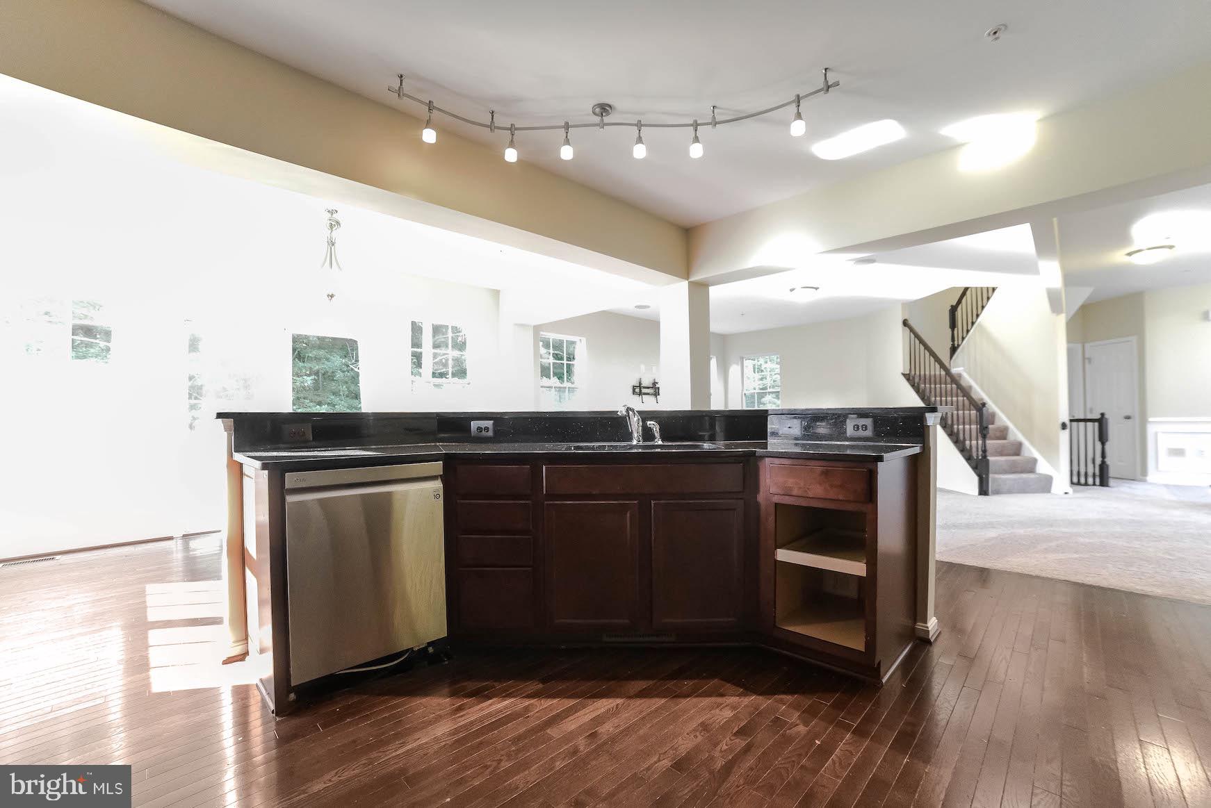 ELIZABETH HILLS PHASE 1 - Residential