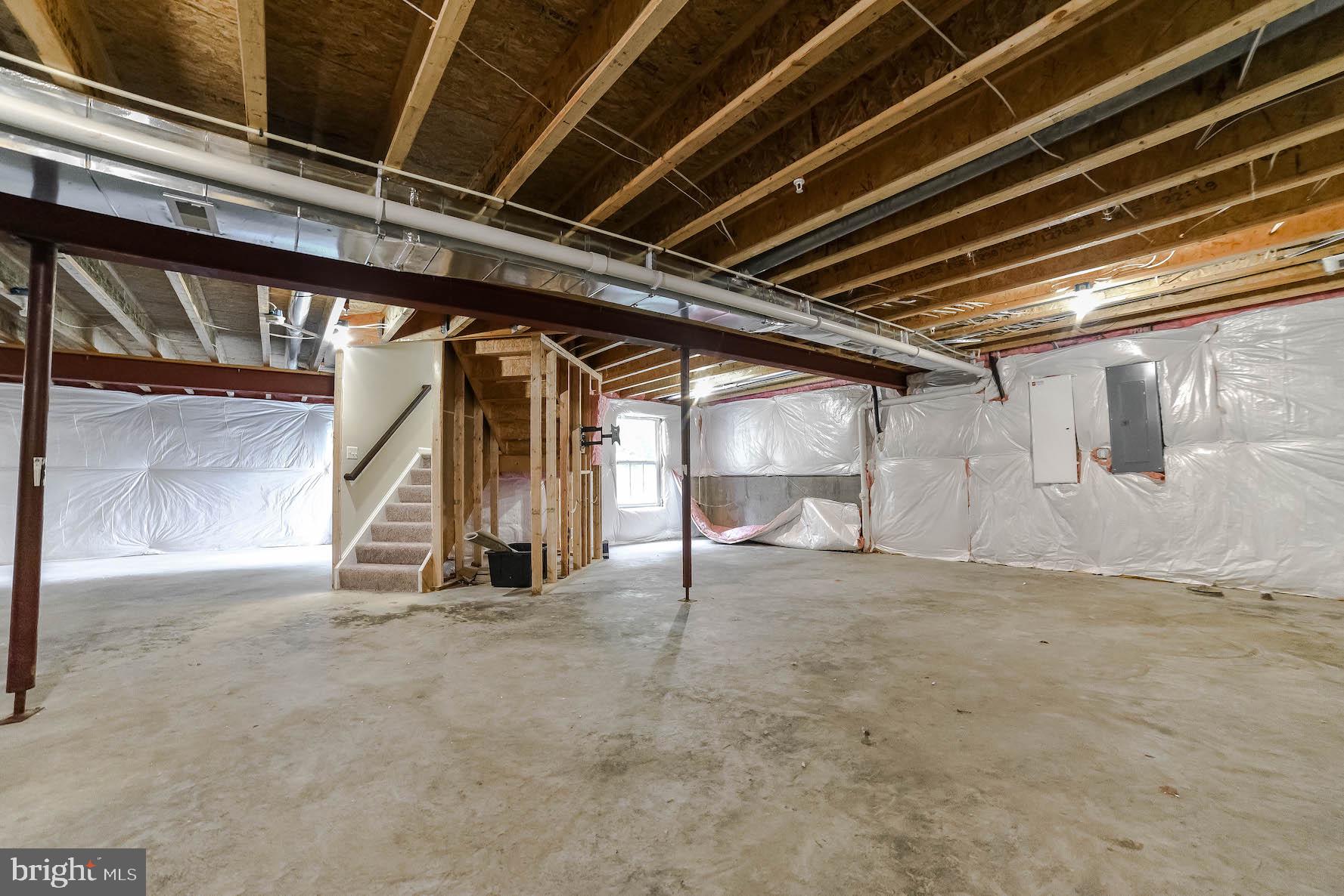 ELIZABETH HILLS PHASE 1 - Residential