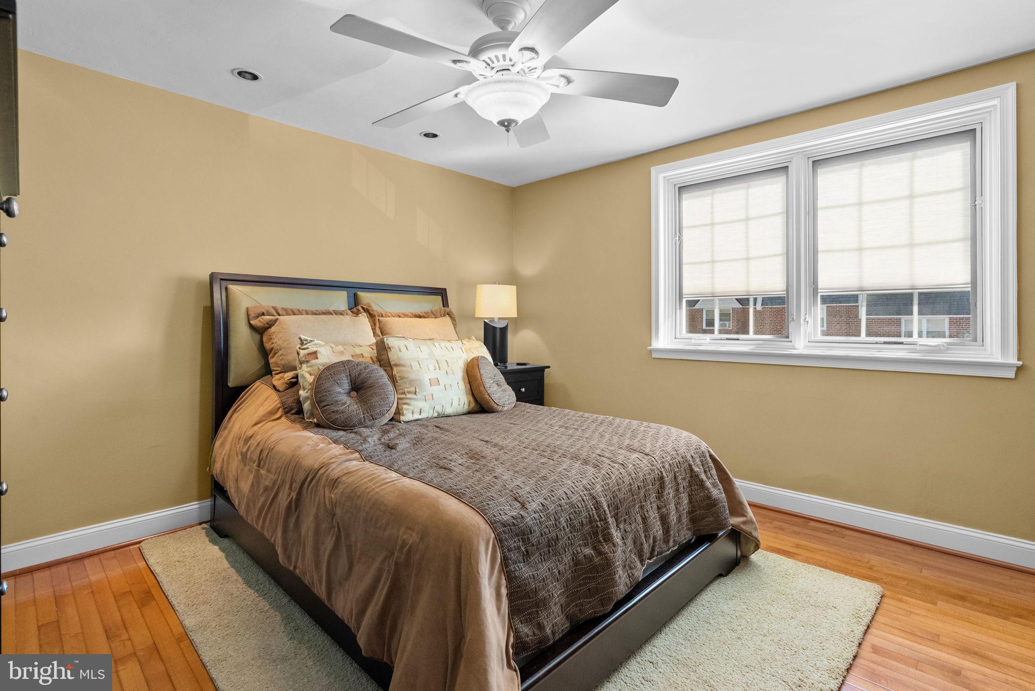 EAST FALLS - Residential