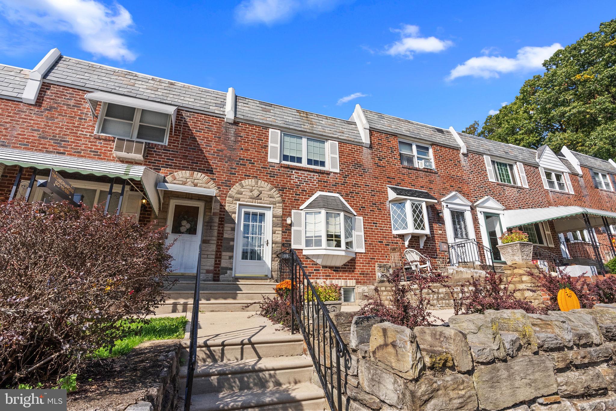 EAST FALLS - Residential