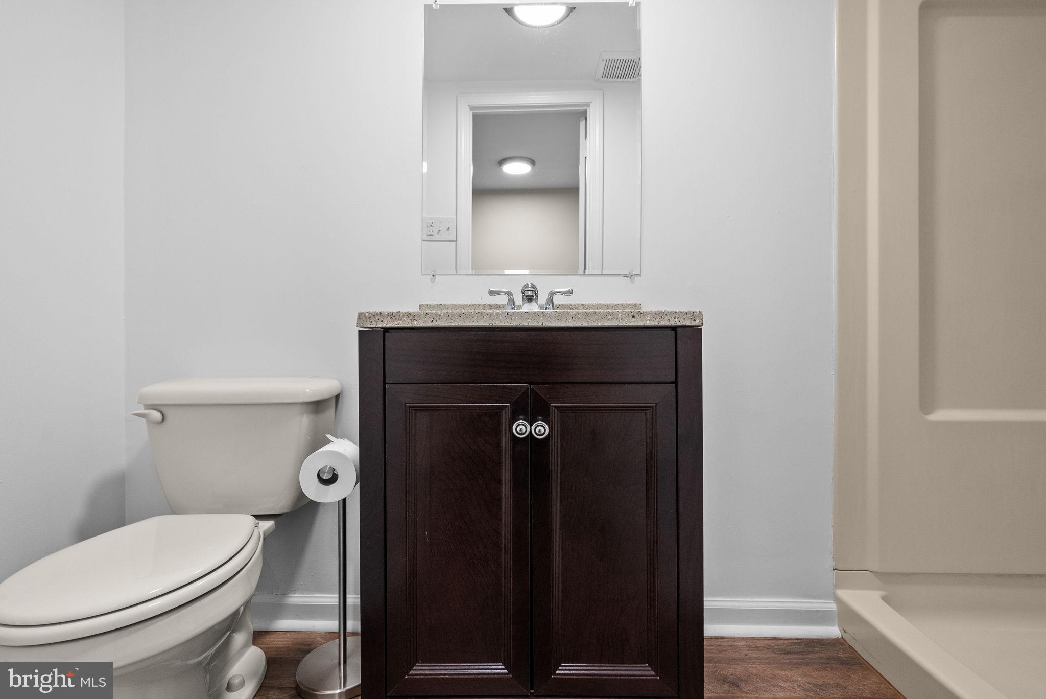 EAST FALLS - Residential