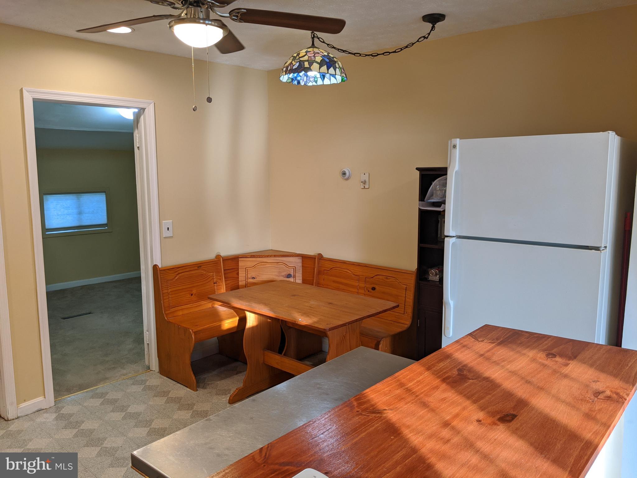 WOODLAND BEACH - Residential