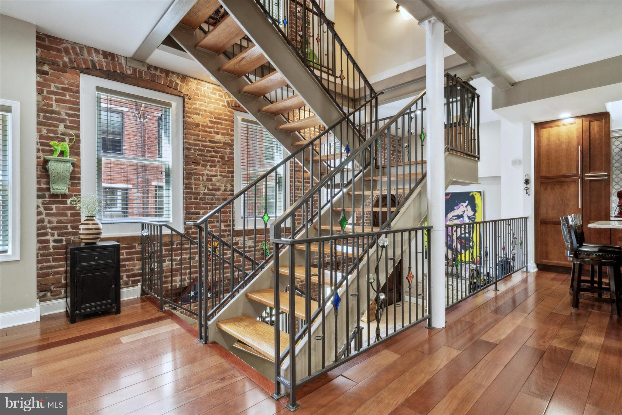 623 KATER STREET 25