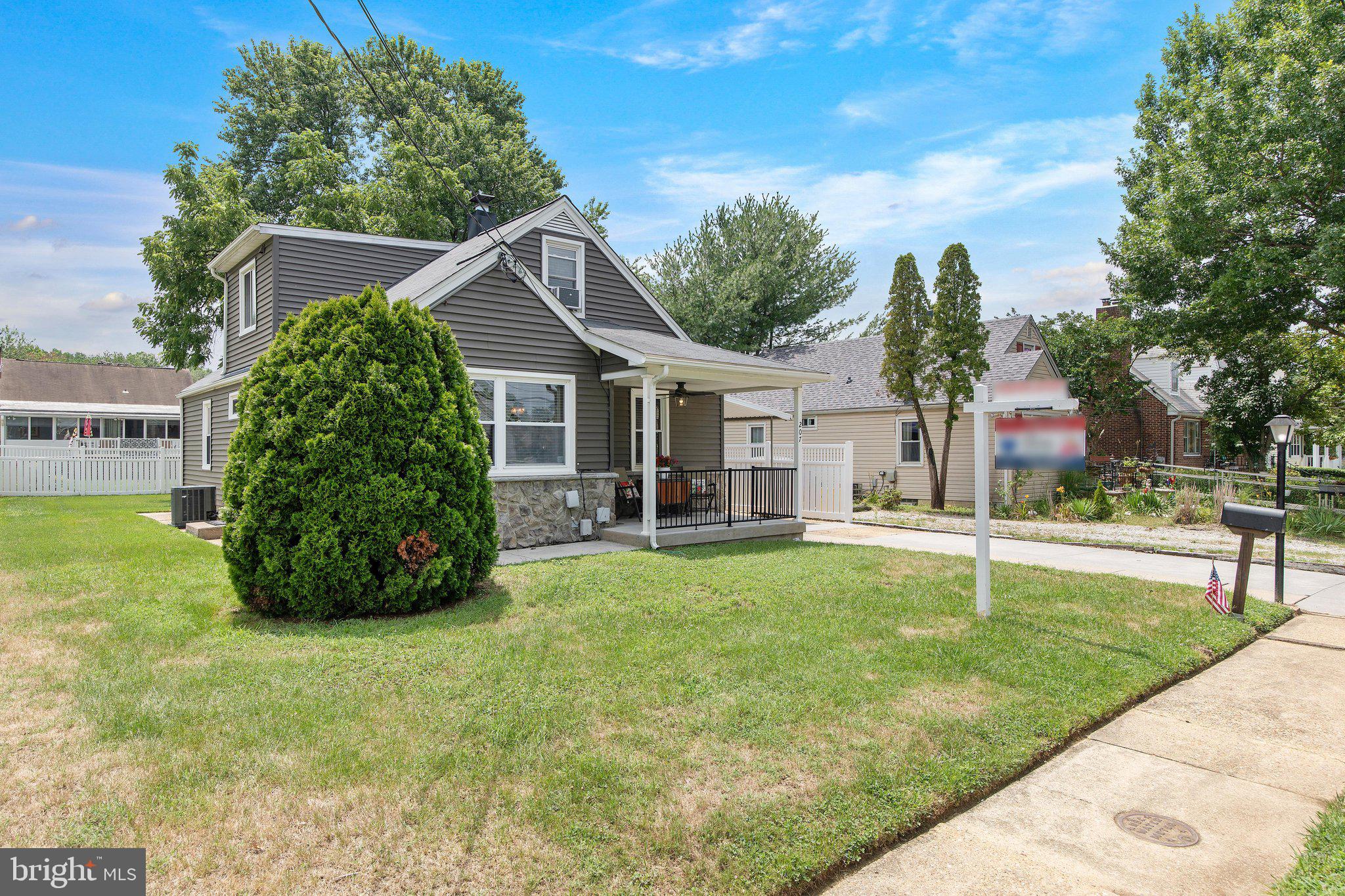 207 HANCE AVENUE