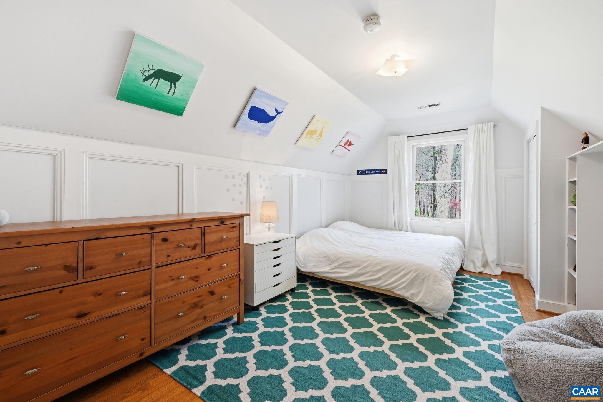 PINE GARTH RUN - Residential