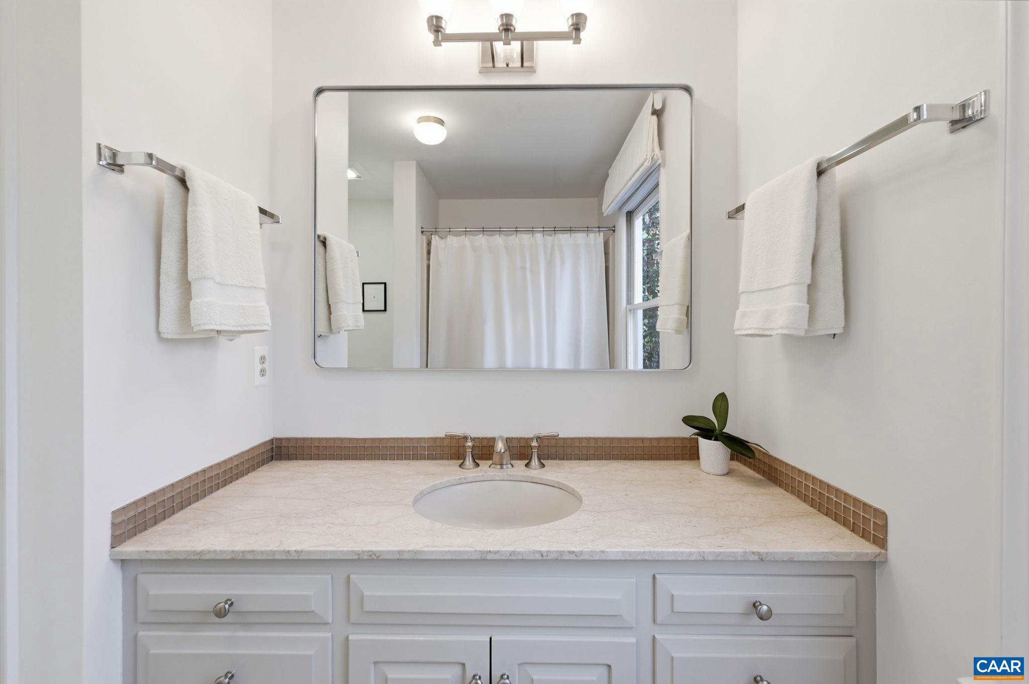 PINE GARTH RUN - Residential