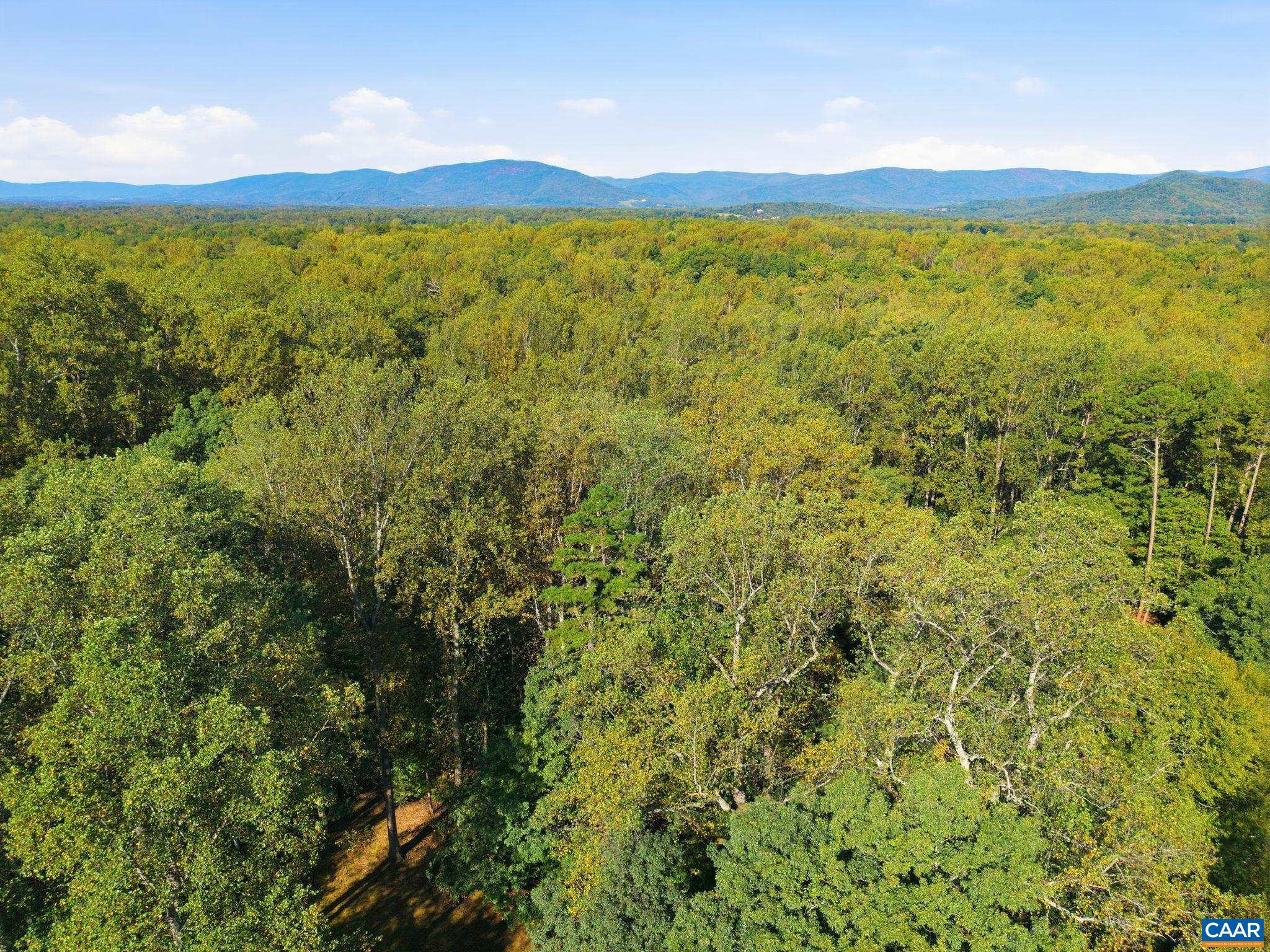 PINE GARTH RUN - Residential