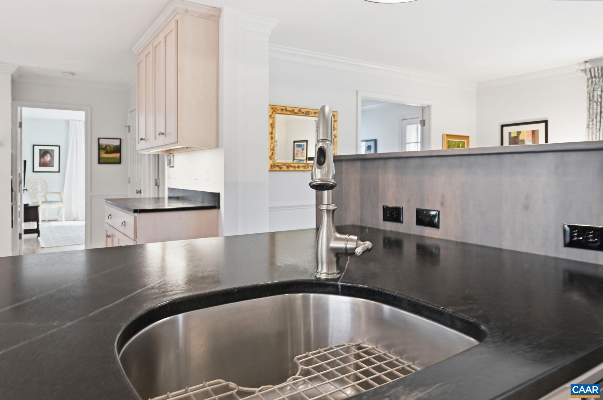 PINE GARTH RUN - Residential