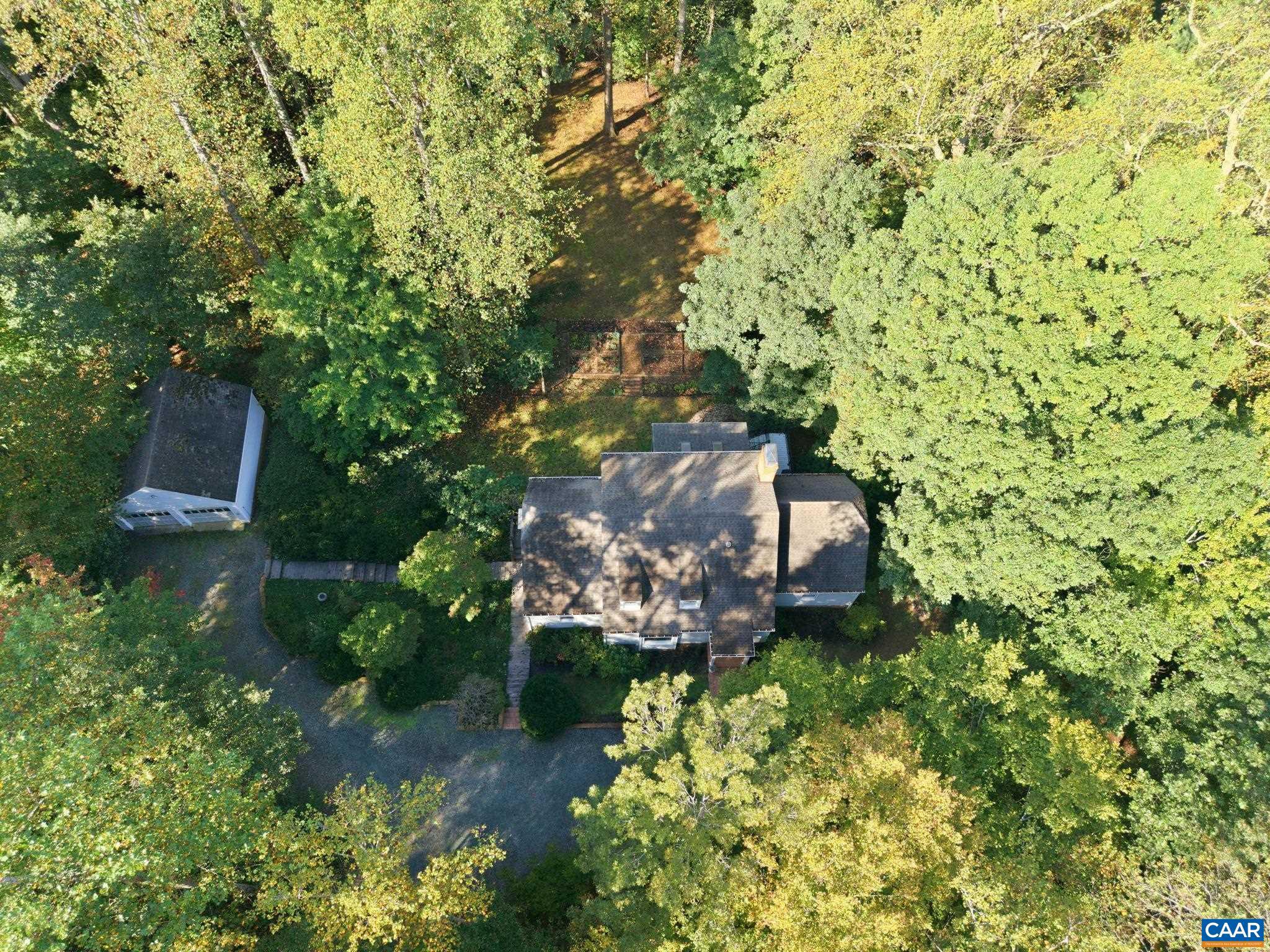 PINE GARTH RUN - Residential