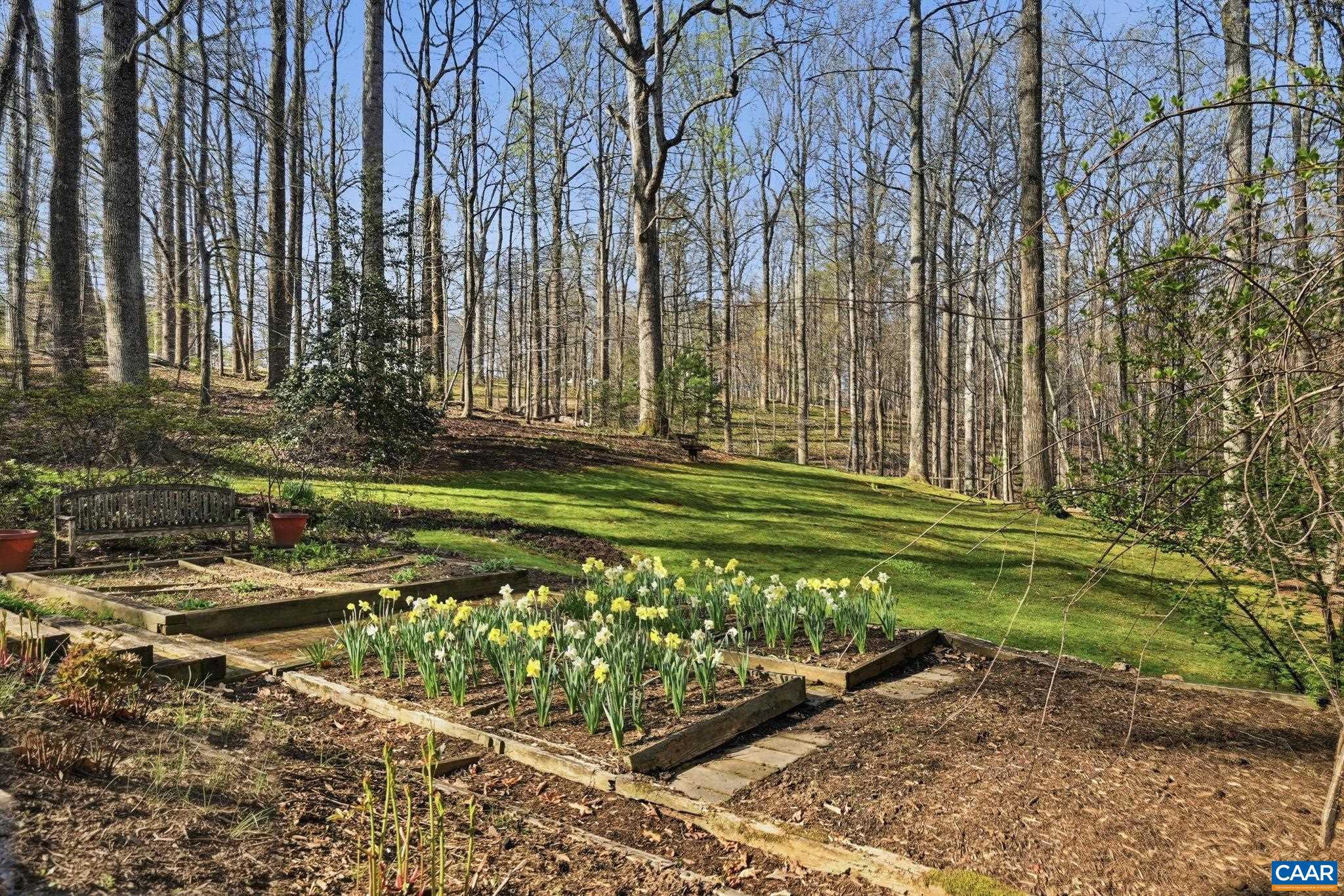 PINE GARTH RUN - Residential