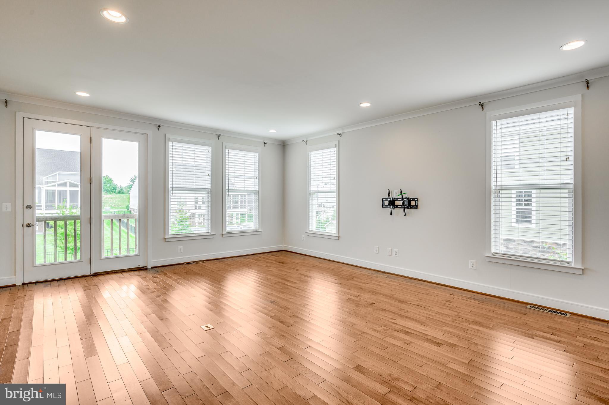 MEADOW BROOK FARM - Residential Lease