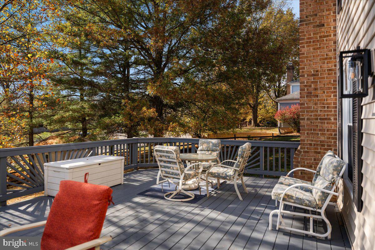 POTOMAC CHASE - Residential